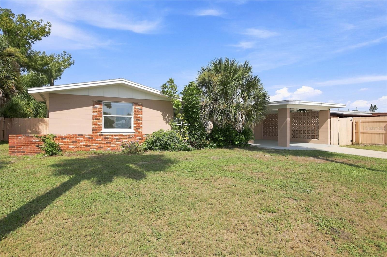 3rd image of 1509 Banyan Dr, Venice, FL 34293 | MLS# A4704192