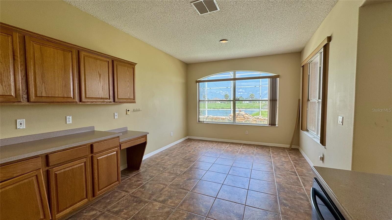 4th image of 2119 Putter Pl, Kissimmee, FL 34746 | MLS# O6436932