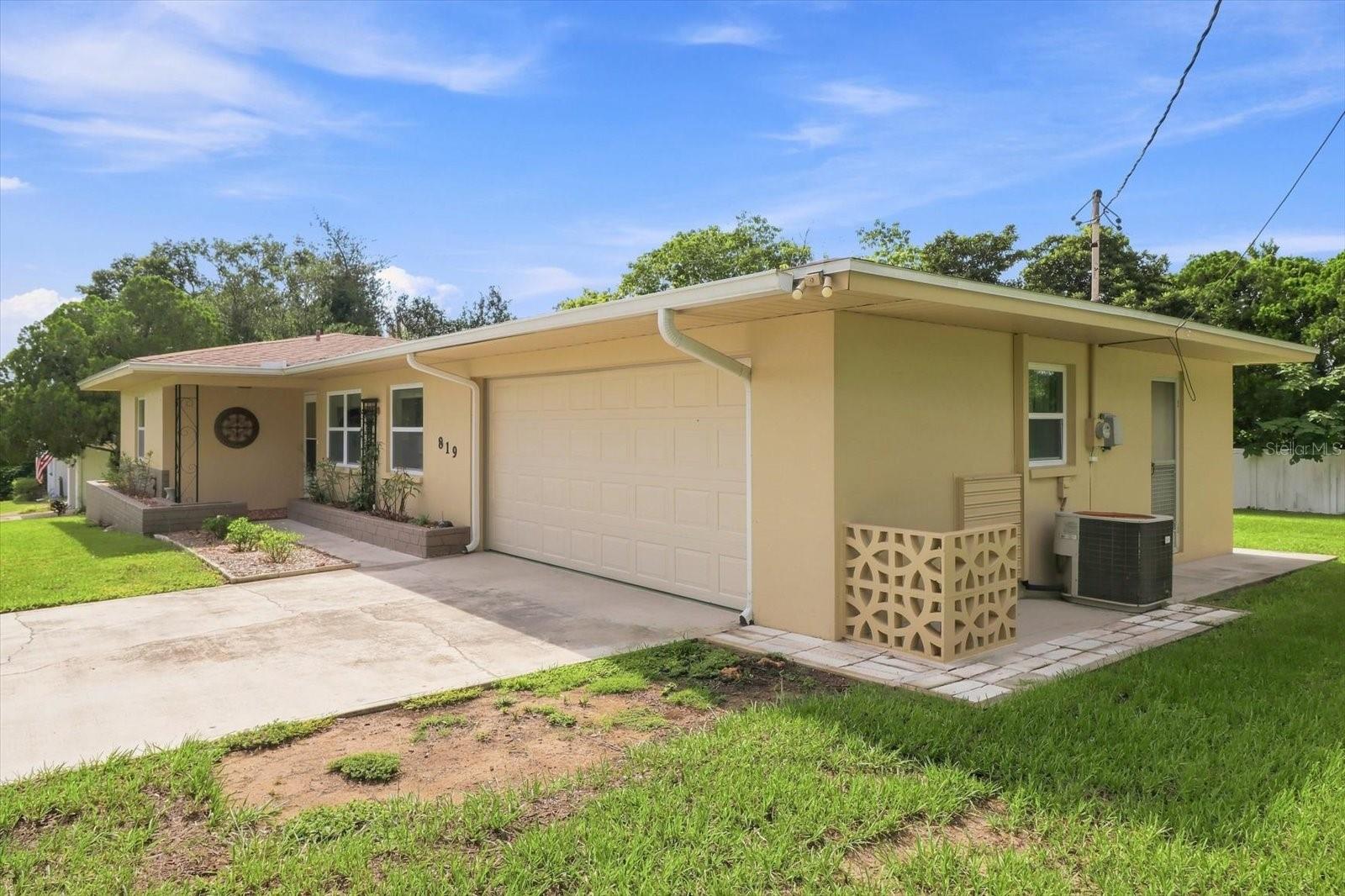 5th image of 819 Spruce St, Inverness, FL 34452 | MLS# OM731171