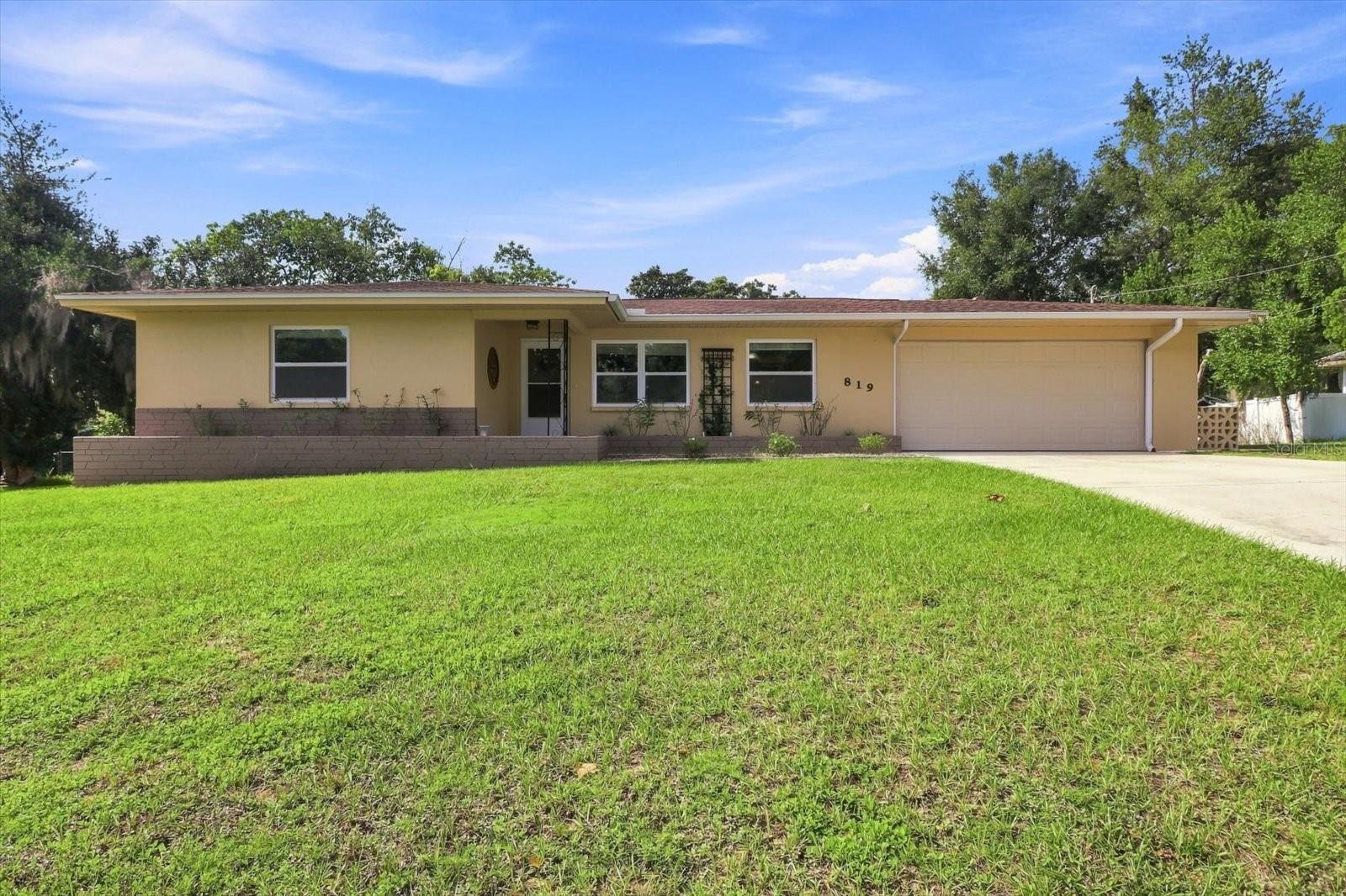 4th image of 819 Spruce St, Inverness, FL 34452 | MLS# OM731171