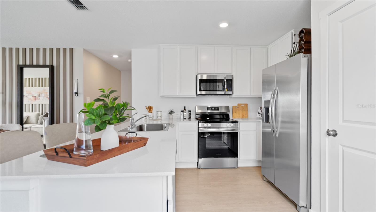 3rd image of 3174 Totem Rd, Eagle Lake, FL 33839 | MLS# O6437011