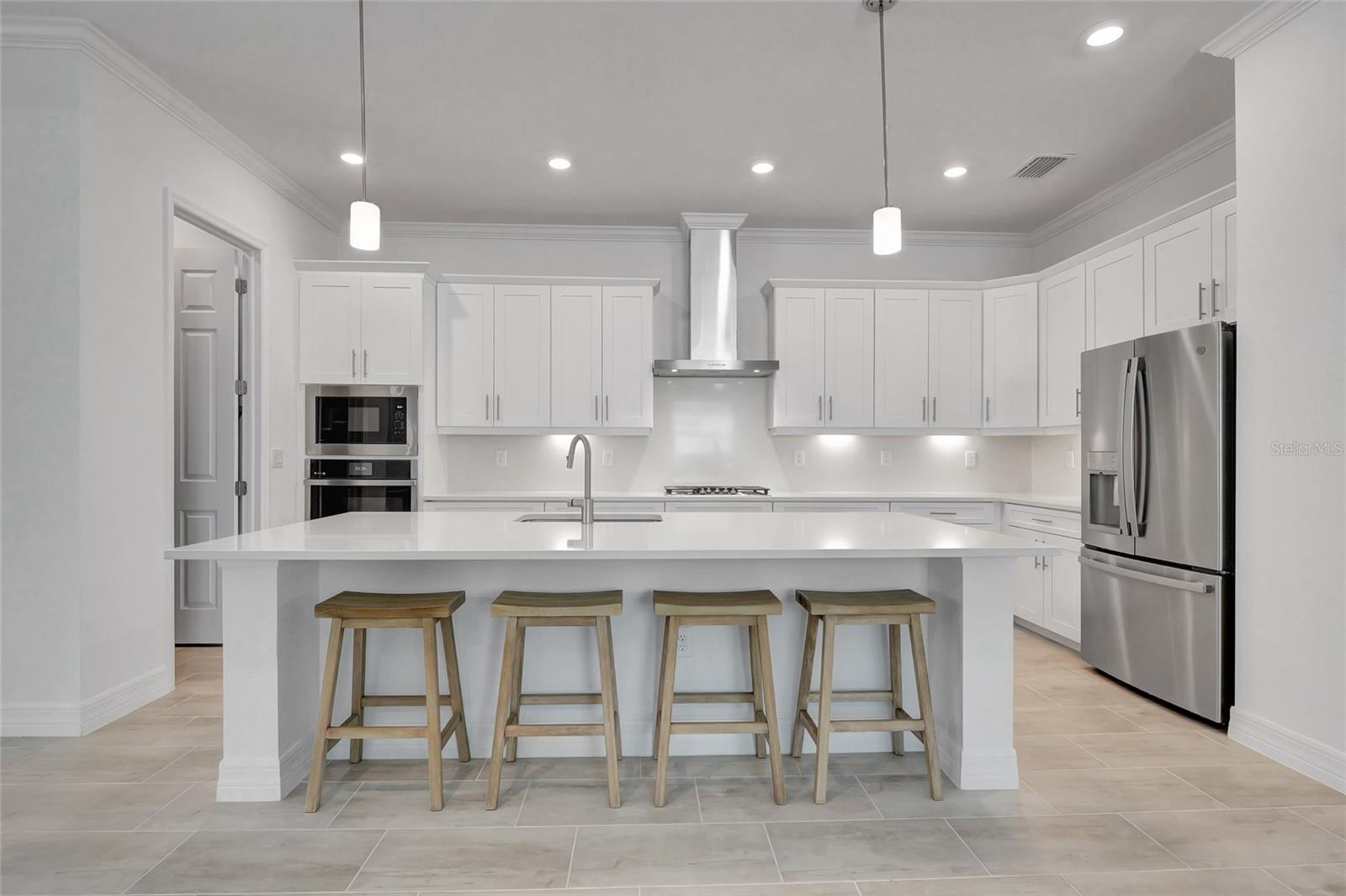 3rd image of 14257 Blue Bay Cir, Fort Myers, FL 33913 | MLS# A4704228