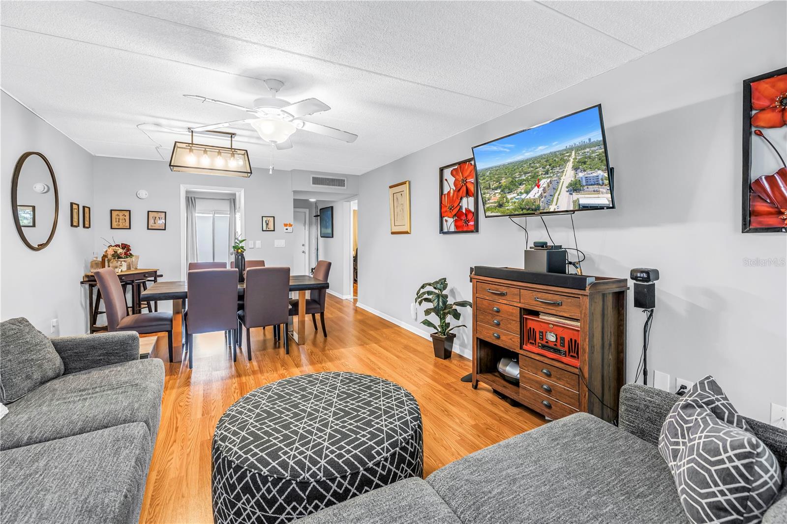 Photo 5 of Condo for sale at 4435 1st Street NE #305, Saint Petersburg, FL 33703 | MLS# TB8543045 | Listing updated on 2026-09-06