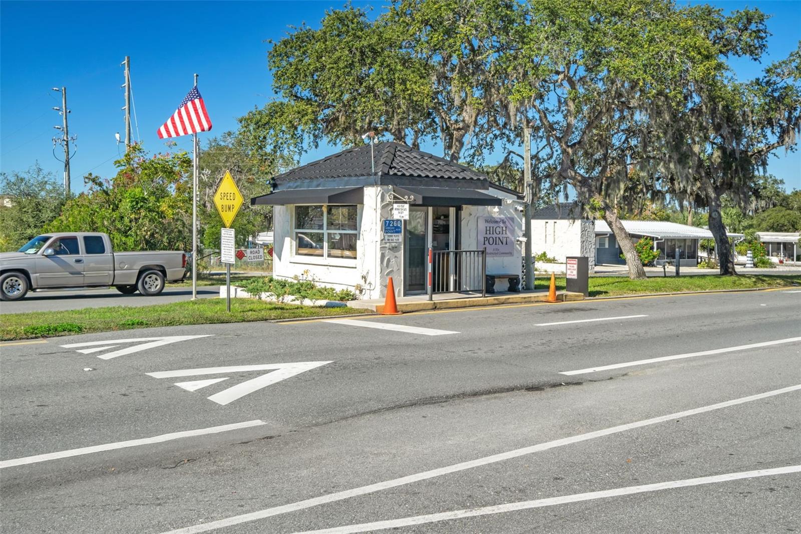 Photo 49 of Manufactured home for sale at 8084 Little Tee Ln, Brooksville, FL 34613 | MLS# TB8543165 | Listing updated on 2026-09-02