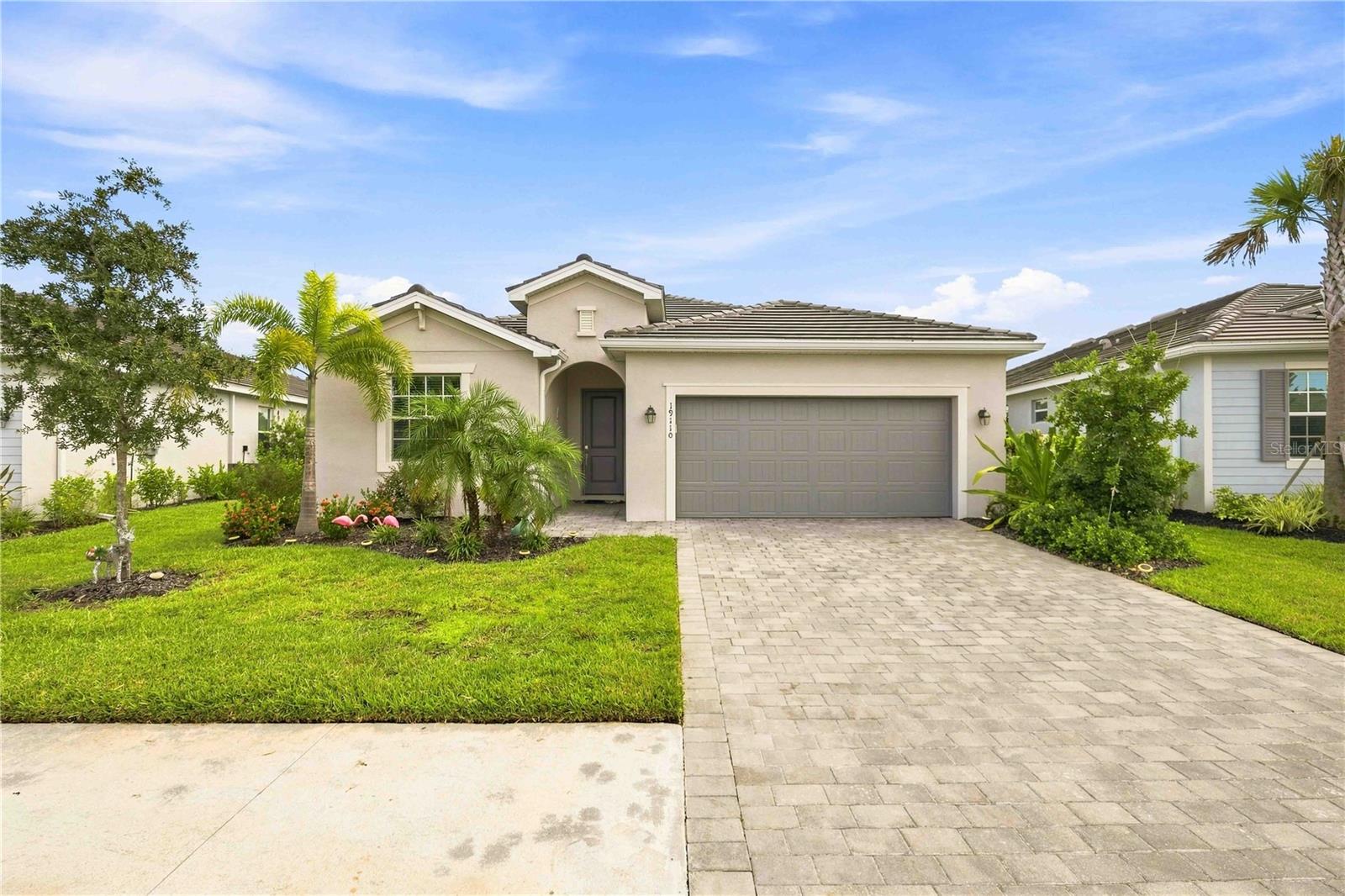 Photo 4 of Single family home for sale at 19110 Moscato Ct, Venice, FL 34293 | MLS# D6148591 | Listing updated on 2026-09-02