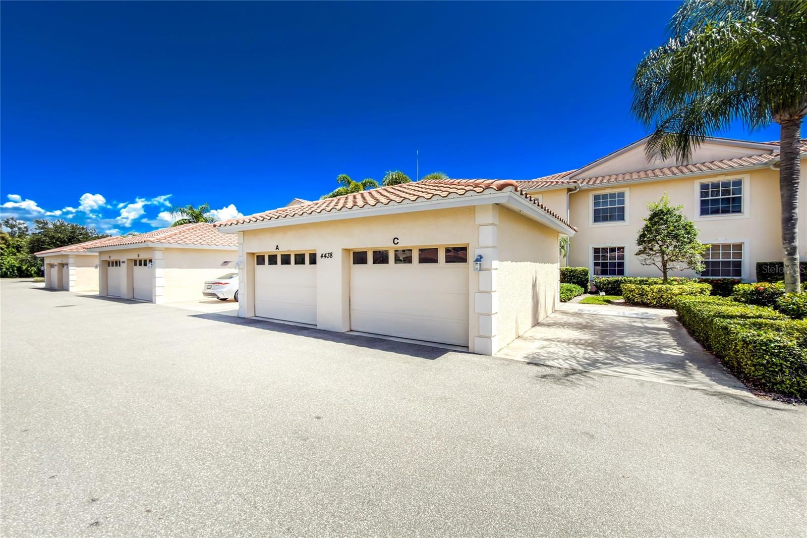 Listing Photo 3 - Condo for sale in building located at 4438 Corso Venetia Blvd, VENICE, FL 34293 - Unit #C13