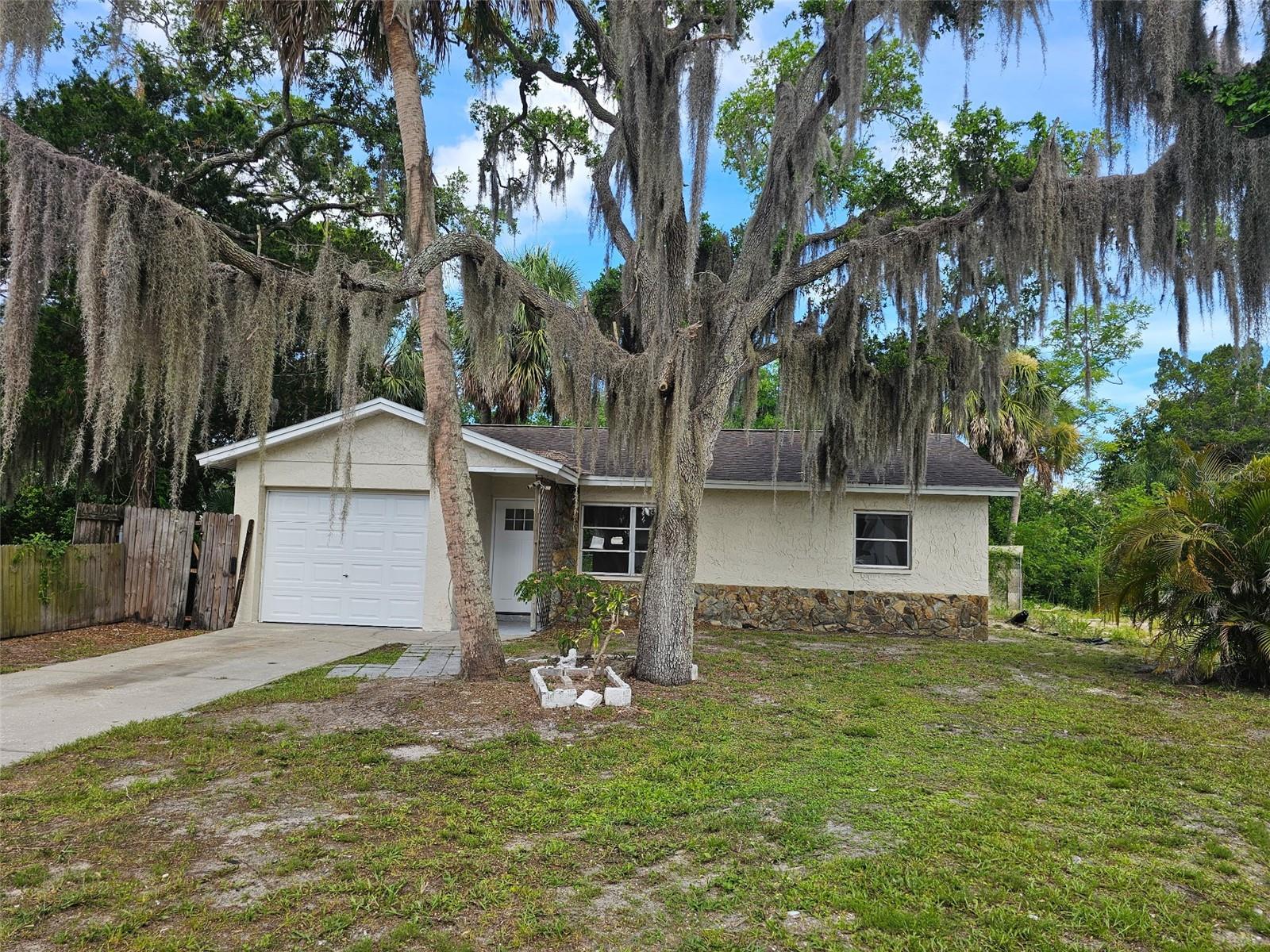 Photo 1 of Single family home for sale at 7317 Janczlik Dr, New Port Richey, FL 34652 | MLS# W7889003 | Listing updated on 2026-09-03