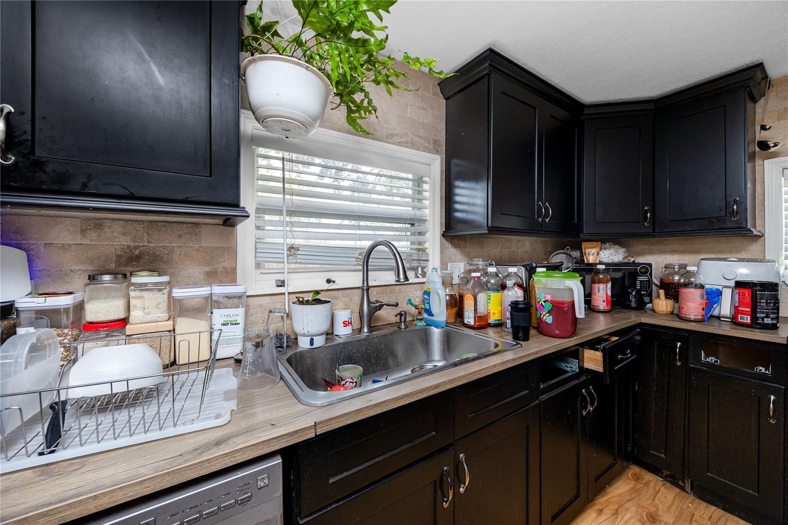 5th image of 1250 Lakeview Rd, Clearwater, FL 33756 | MLS# TB8543428