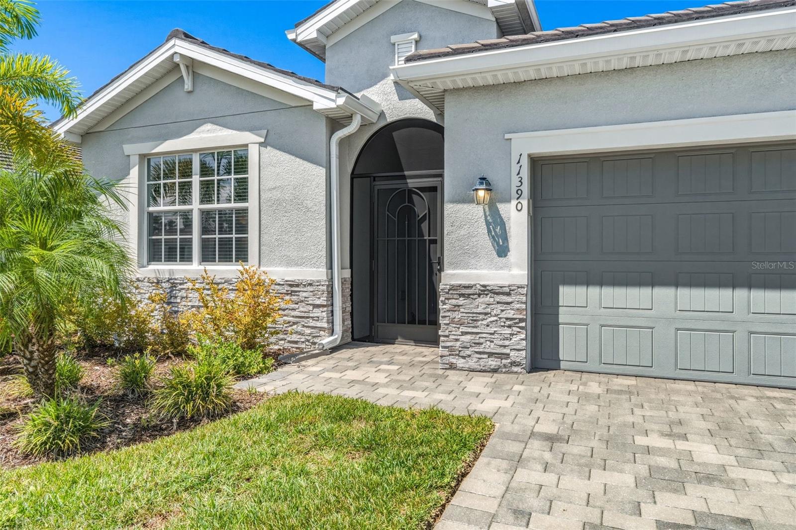 Photo 3 of Single family home for sale at 11390 Burgundy Dr, Venice, FL 34293 | MLS# N6145531 | Listing updated on 2026-09-02