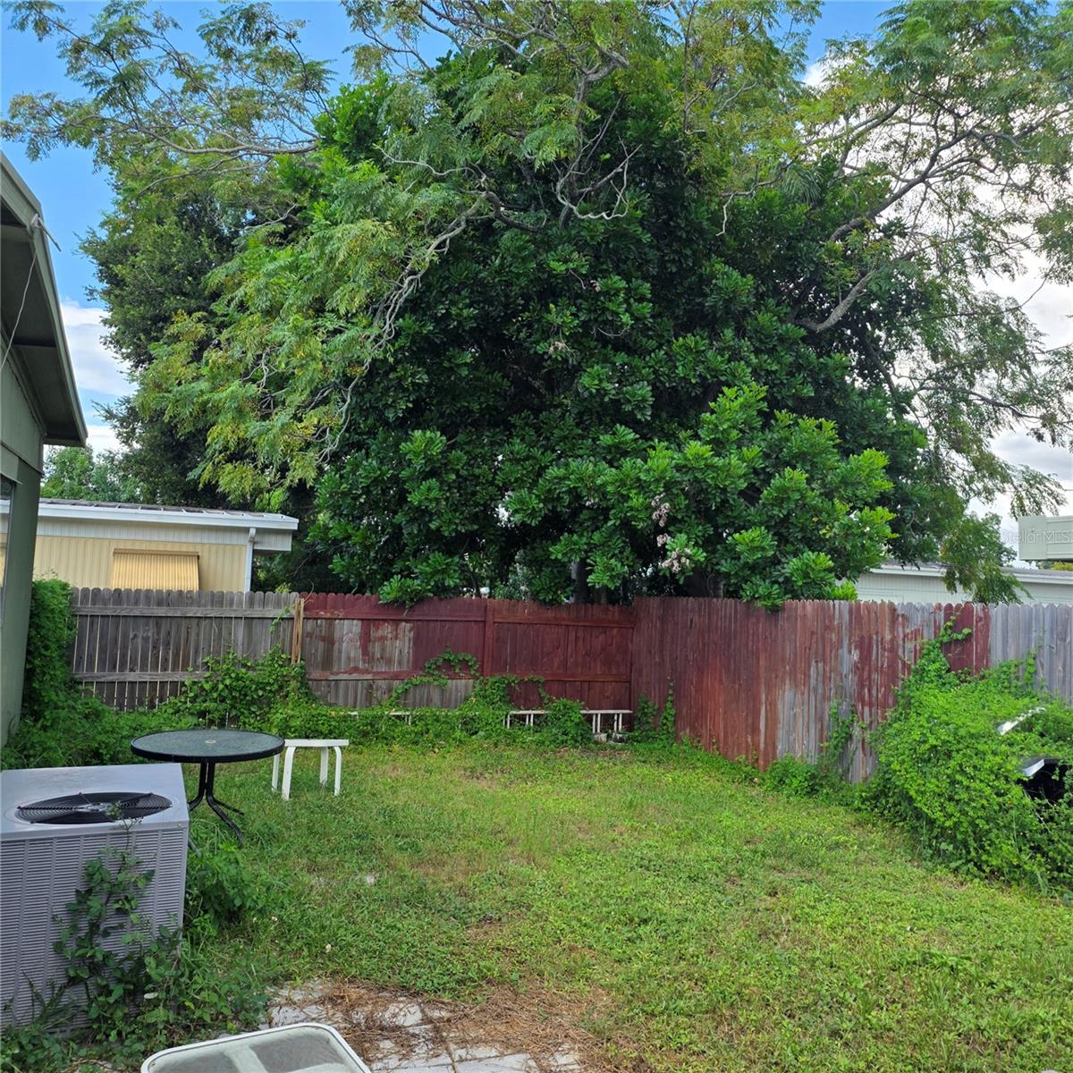 Photo 3 of Manufactured home for sale at 4122 Cardoon Dr, New Port Richey, FL 34653 | MLS# W7889017 | Listing updated on 2026-09-02