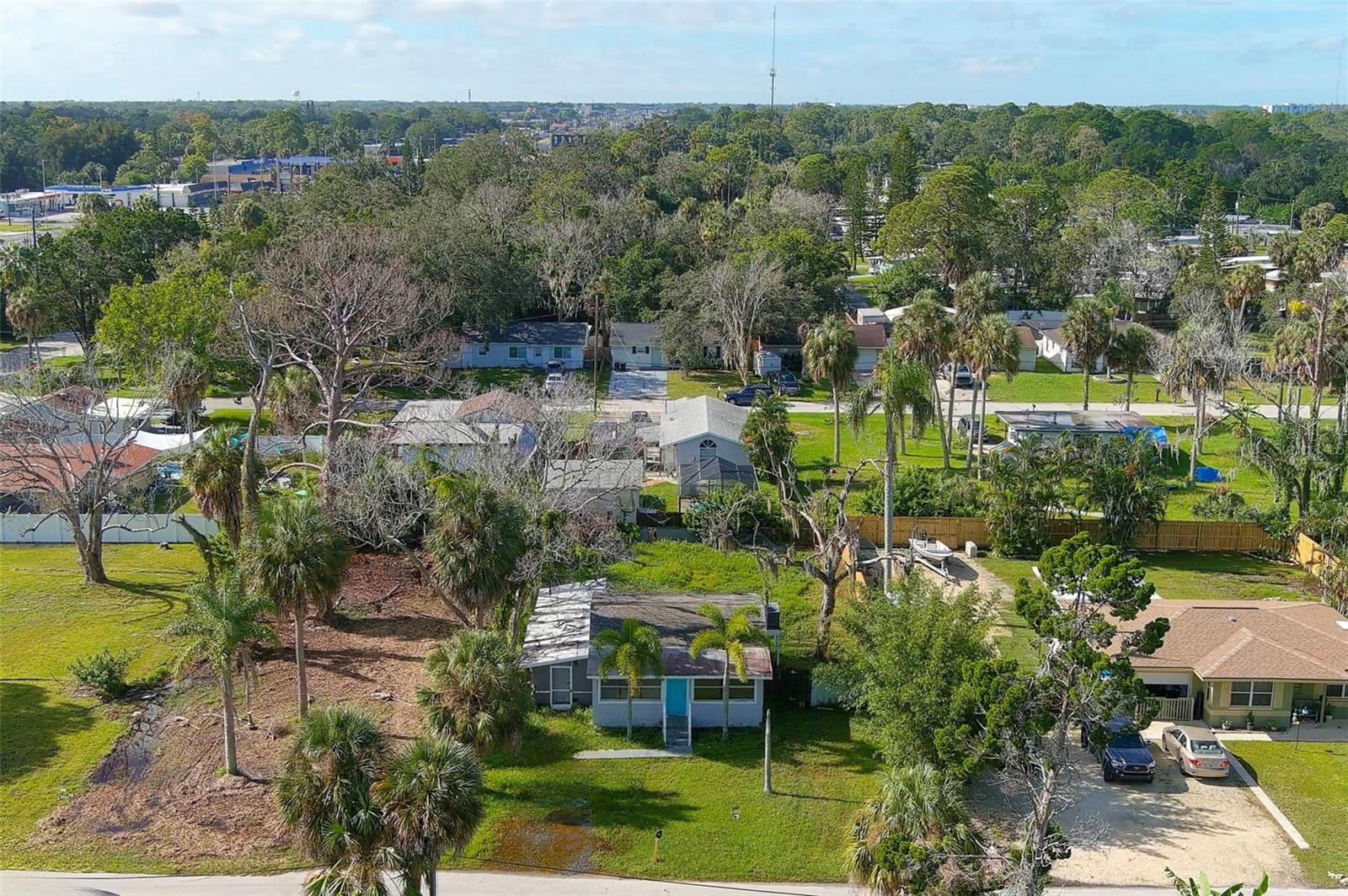 Photo 5 of Single family home for sale at 5200 Mallett Dr, Port Richey, FL 34668 | MLS# TB8543591 | Listing updated on 2026-09-02