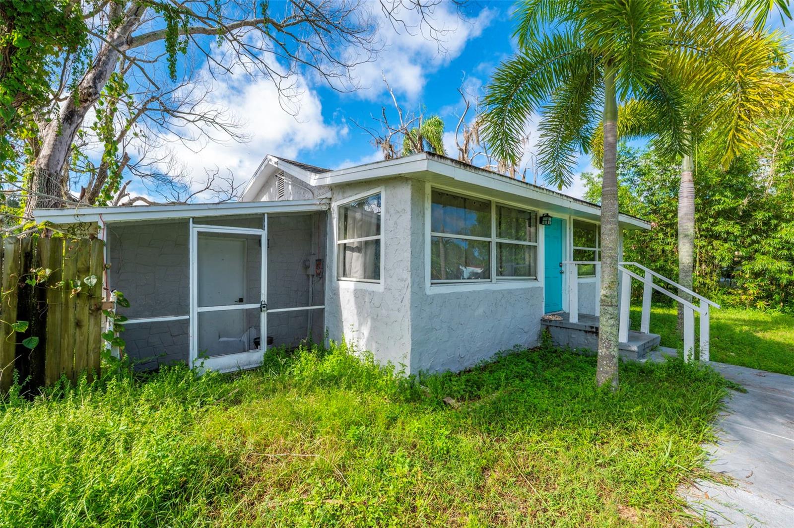 Photo 2 of Single family home for sale at 5200 Mallett Dr, Port Richey, FL 34668 | MLS# TB8543591 | Listing updated on 2026-09-02