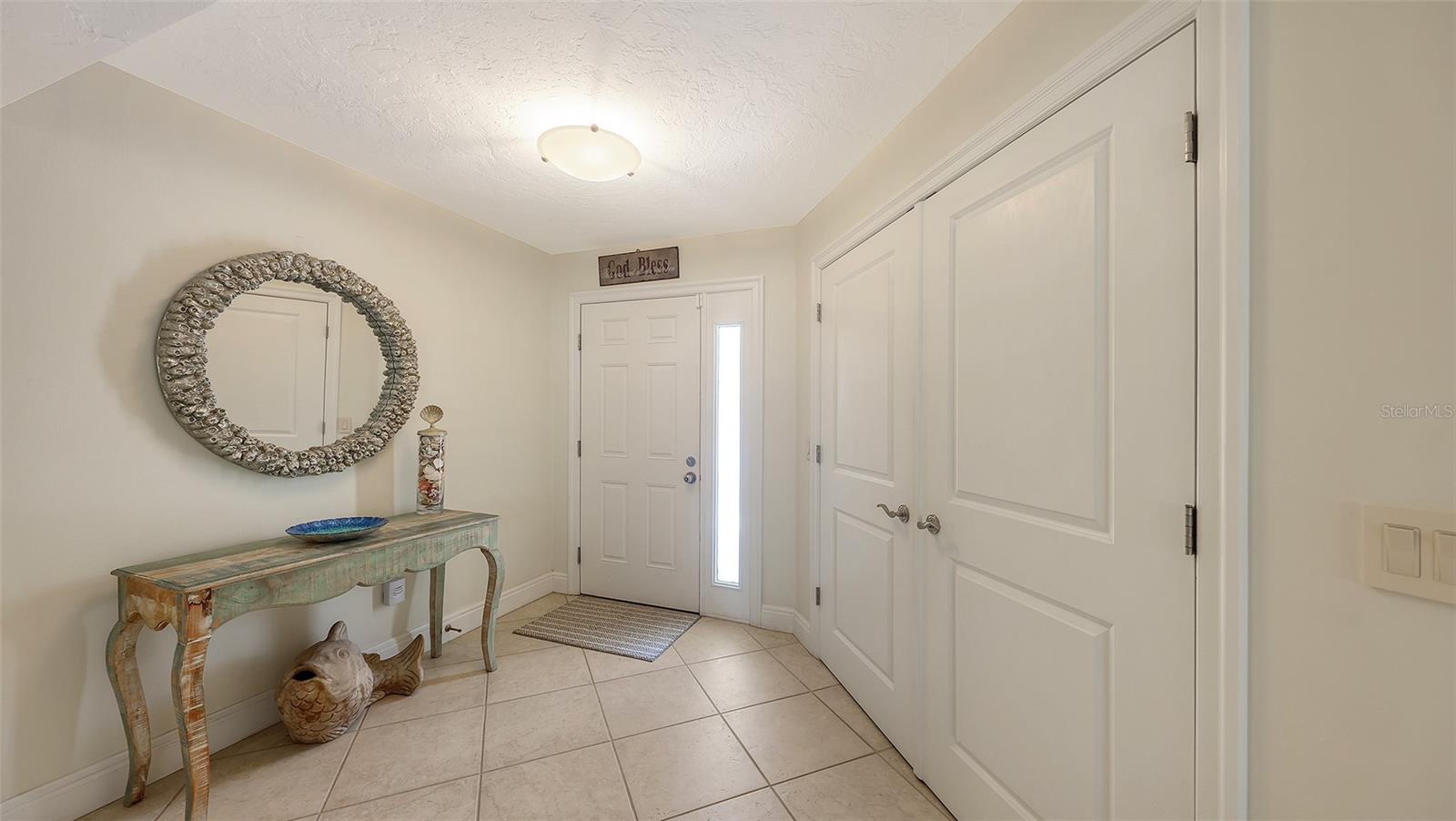 Photo 4 of Condo for sale at 5880 Midnight Pass Rd #307, Sarasota, FL 34242 | MLS# A4704429 | Listing updated on 2026-09-02