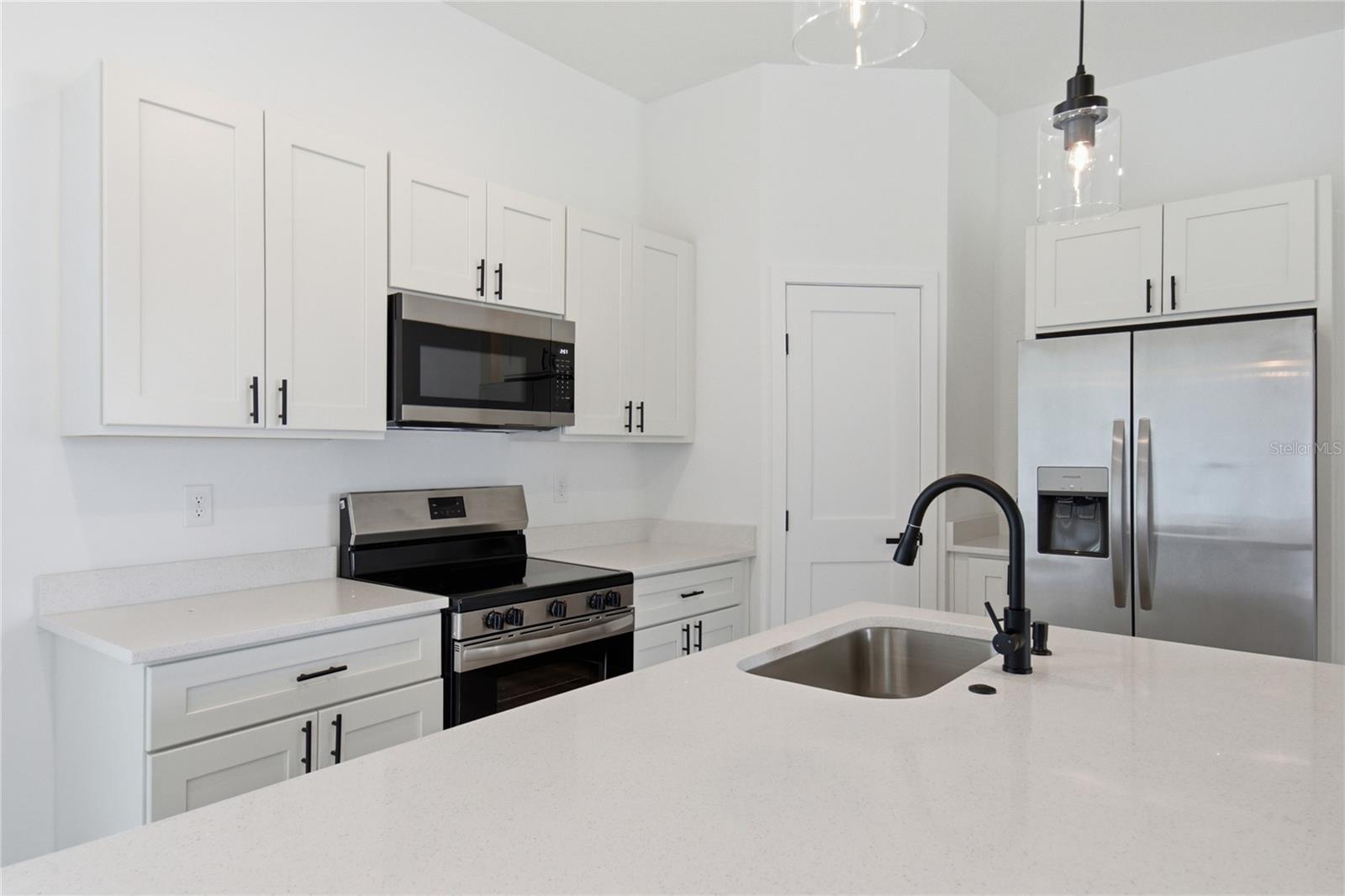Photo 3 of Single family home for sale at 308 Marion Oaks Crse, Ocala, FL 34473 | MLS# O6437552 | Listing updated on 2026-09-02