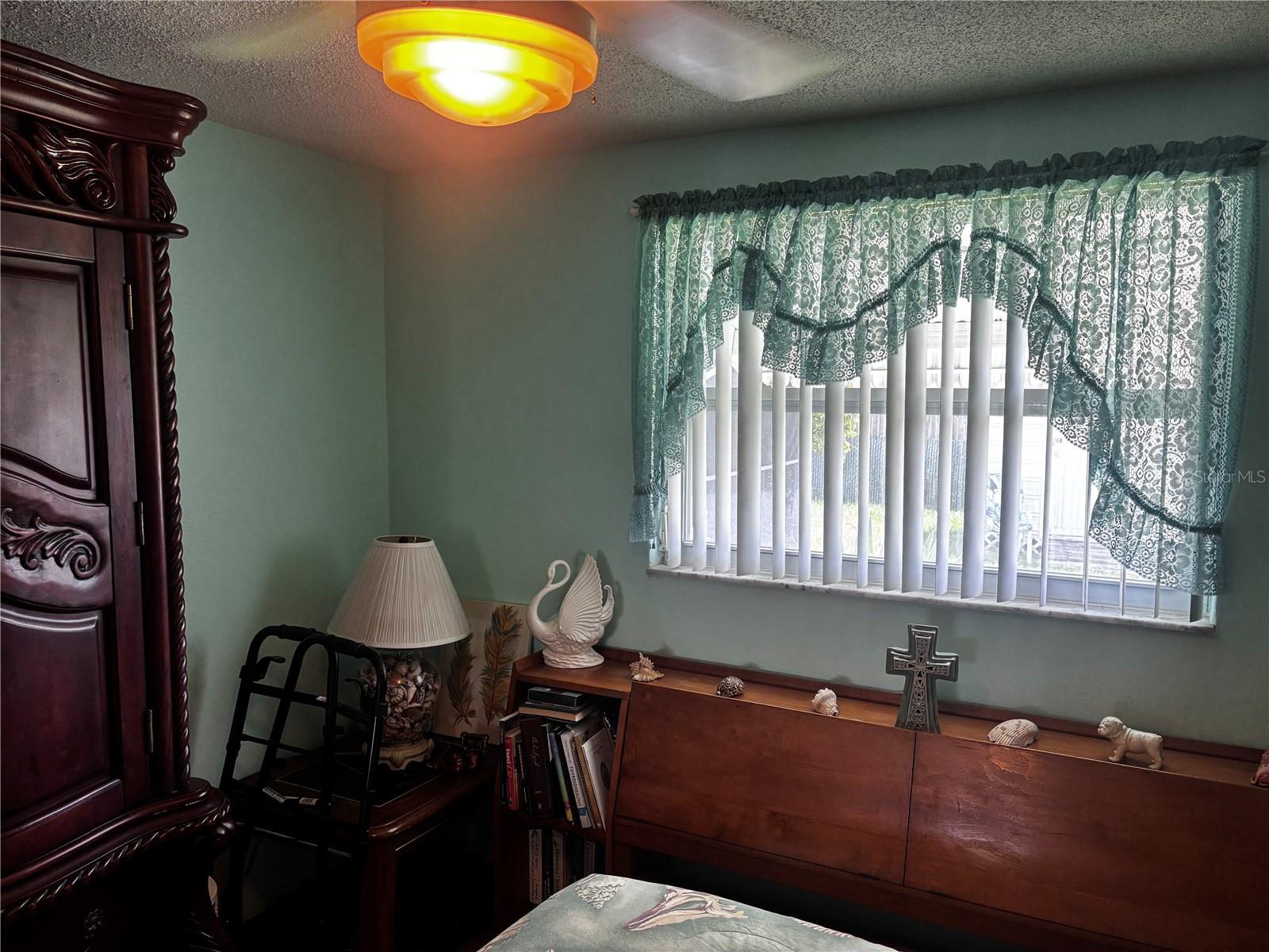 Photo 5 of Single family home for sale at 9040 Chatam Ln, Port Richey, FL 34668 | MLS# W7889043 | Listing updated on 2026-09-02