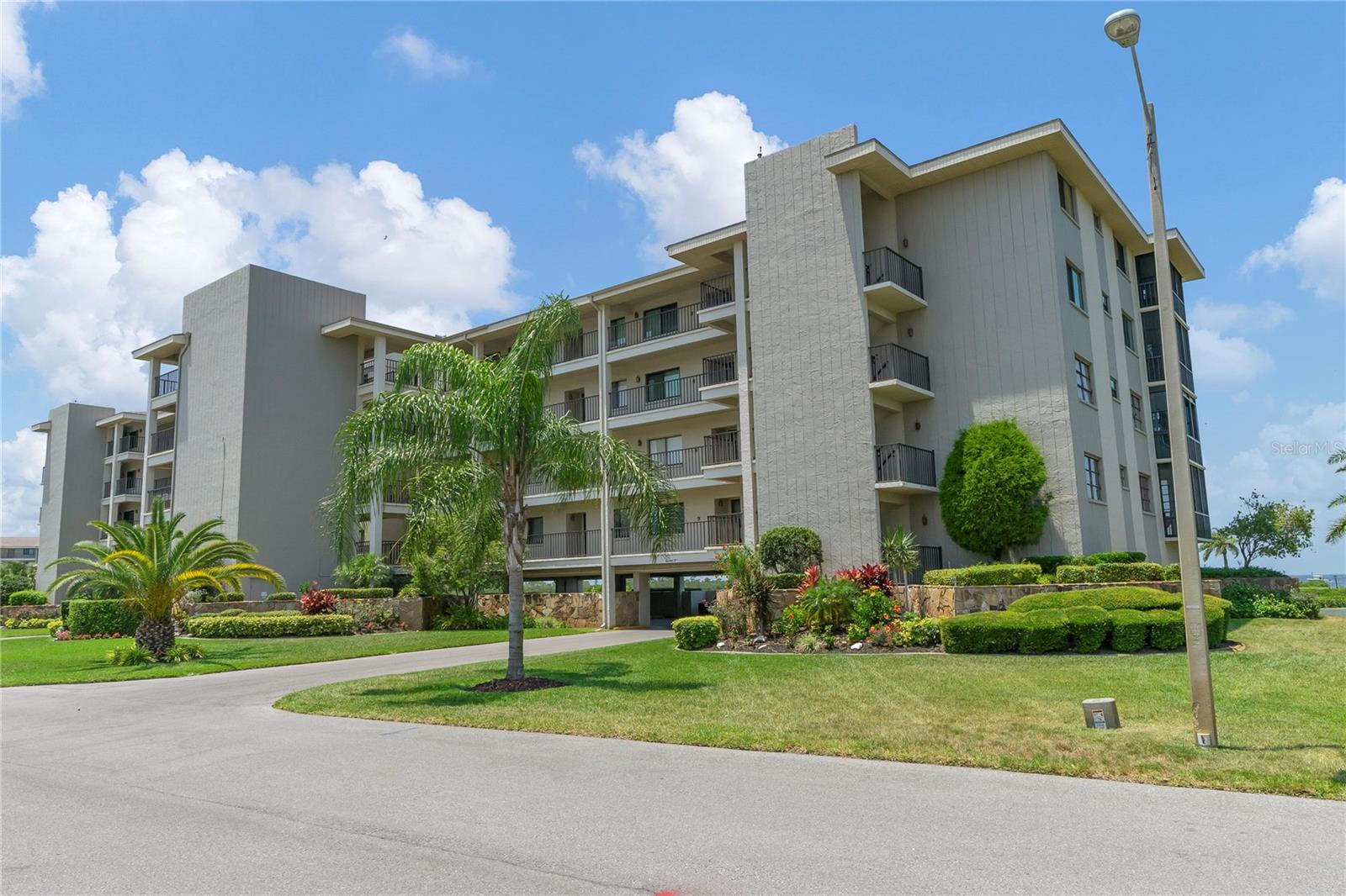 Listing Photo 5 - Condo for sale in building located at 8251 Brent St, Port Richey, FL 34668 - Unit #941