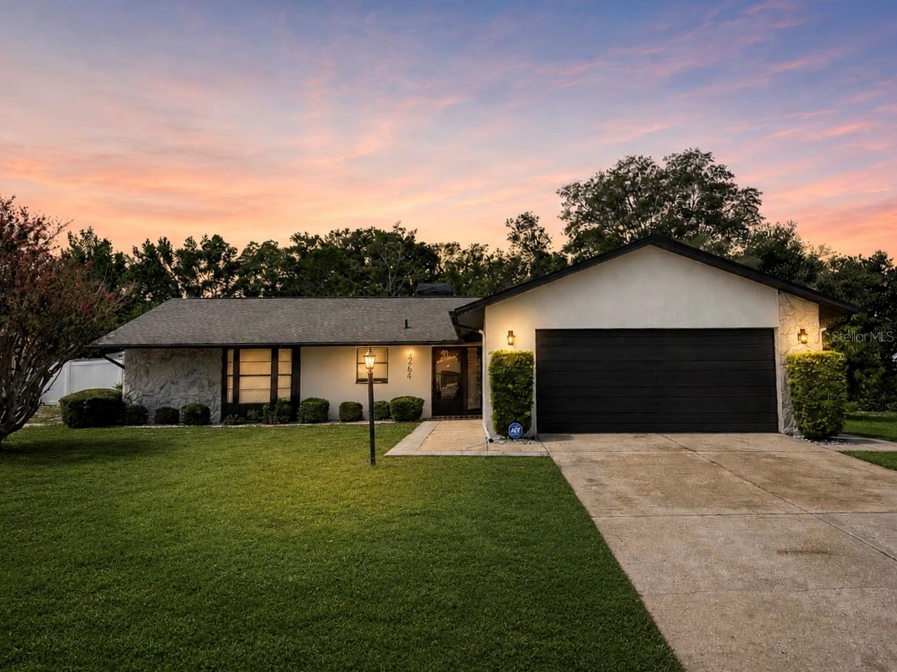 Photo 1 of Single family home for sale at 9264 Manchester St, Spring Hill, FL 34606 | MLS# TB8543925 | Listing updated on 2026-09-02