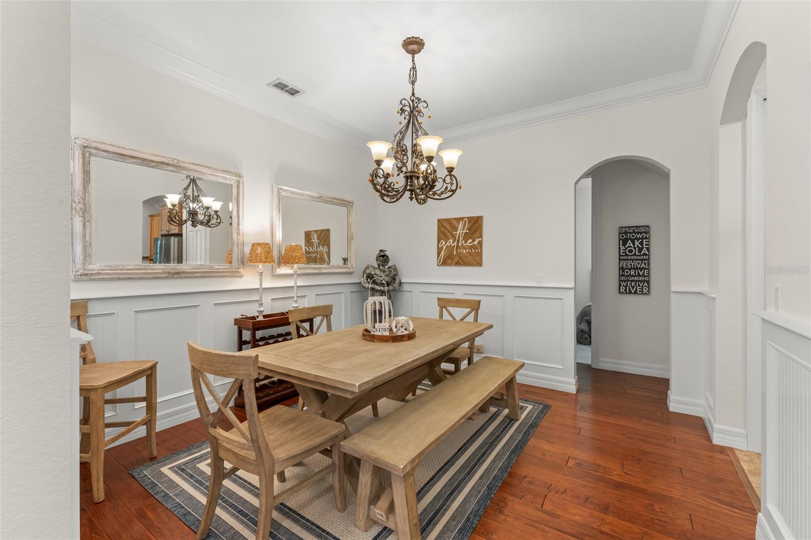 Photo 5 of Single family home for sale at 2108 Tillman Ave, Winter Garden, FL 34787 | MLS# O6437773 | Listing updated on 2026-09-02