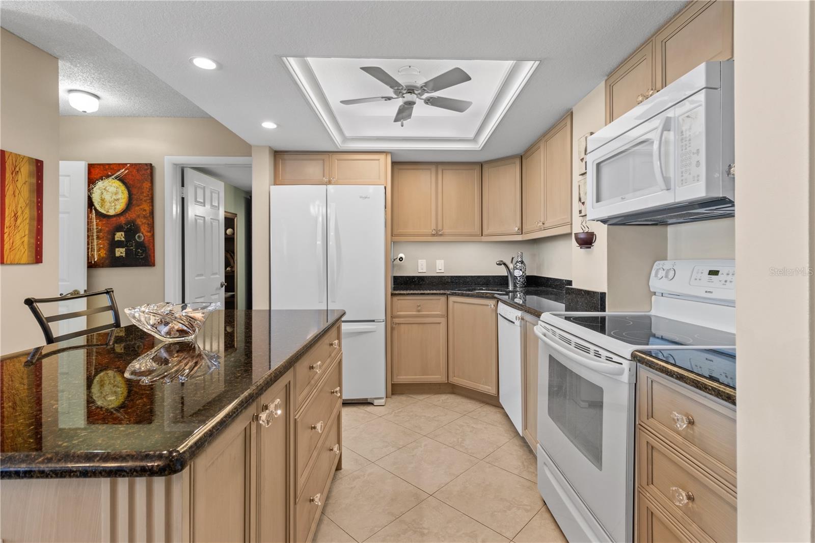 Photo 5 of Condo for sale at 4900 Brittany Dr S #1512, Saint Petersburg, FL 33715 | MLS# TB8544040 | Listing updated on 2026-09-05