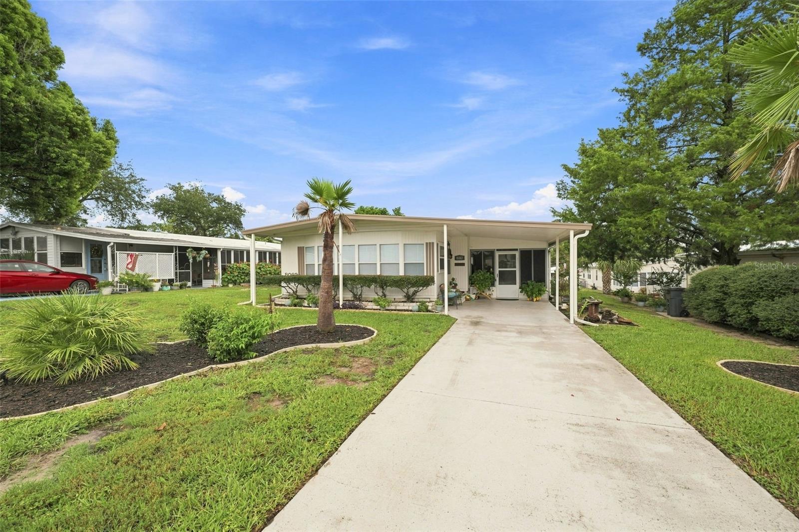 Photo 3 of Manufactured home for sale at 8082 Dellrose Ave, Brooksville, FL 34613 | MLS# W7889070 | Listing updated on 2026-09-02