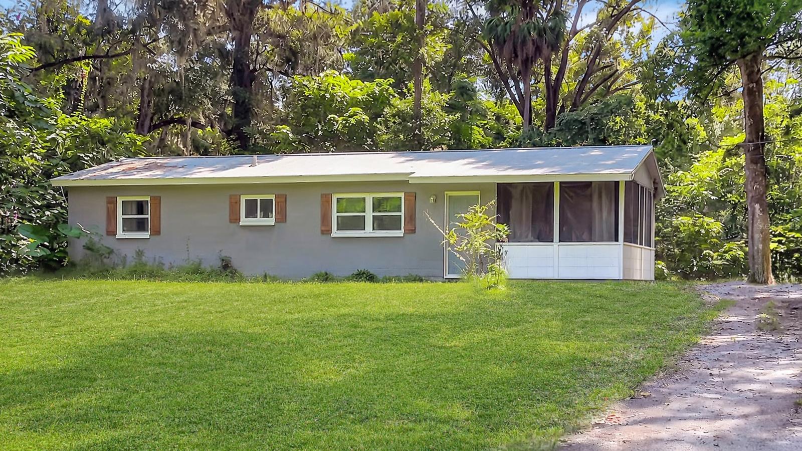 Photo 1 of Single family home for sale at 1014 Roosevelt Ave, Brooksville, FL 34604 | MLS# TB8544072 | Listing updated on 2026-09-02