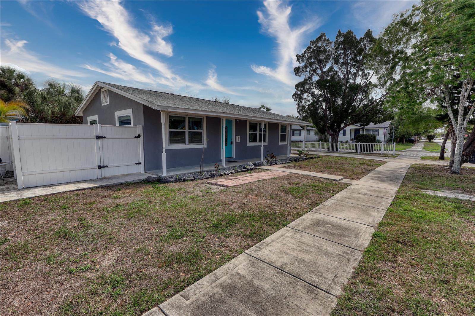 Photo 5 of Single family home for sale at 116 44th Street S, Saint Petersburg, FL 33711 | MLS# O6437939 | Listing updated on 2026-09-02