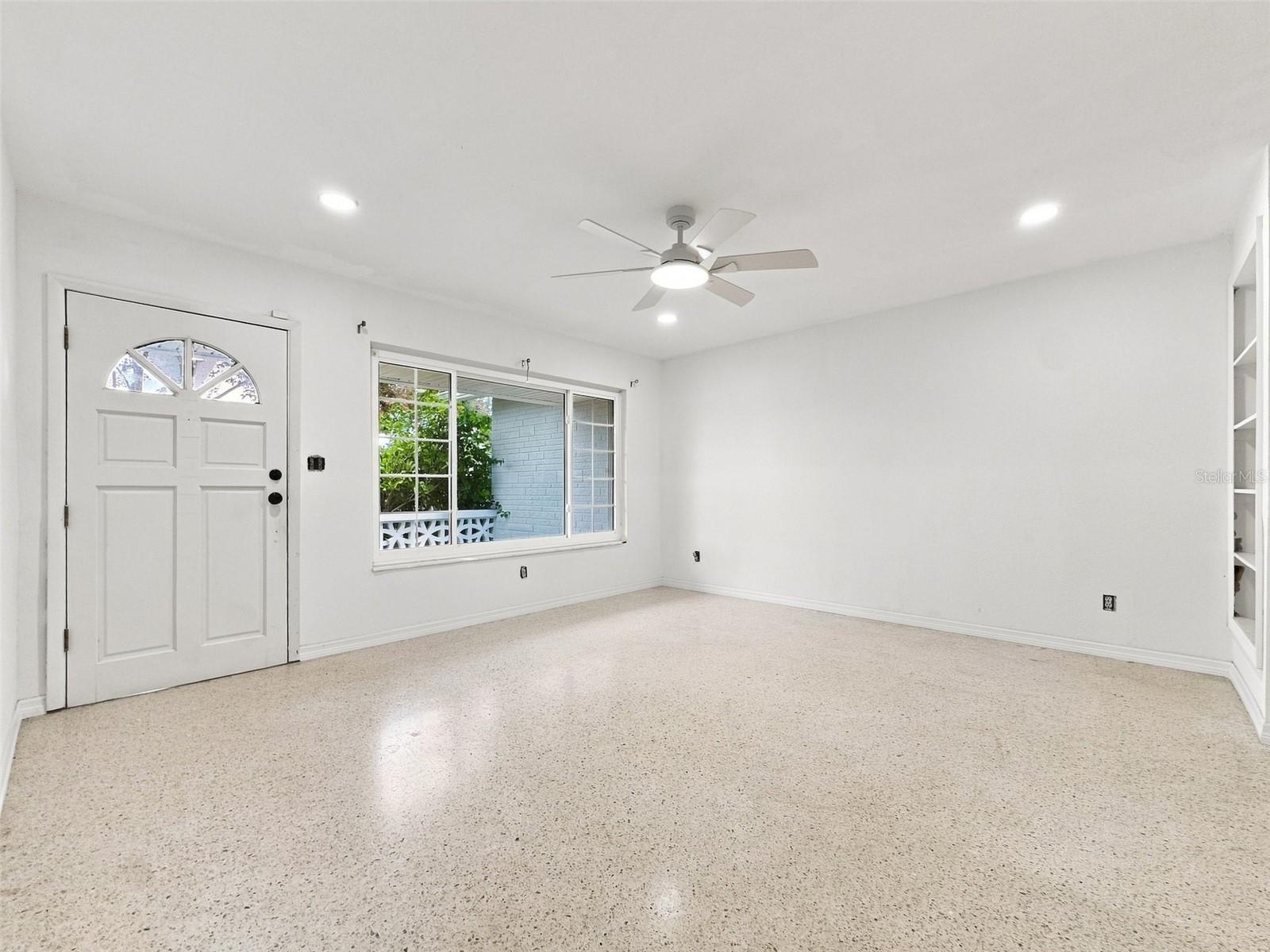 Photo 5 of Single family home for sale at 6100 35th Avenue N, Saint Petersburg, FL 33710 | MLS# TB8544147 | Listing updated on 2026-09-03