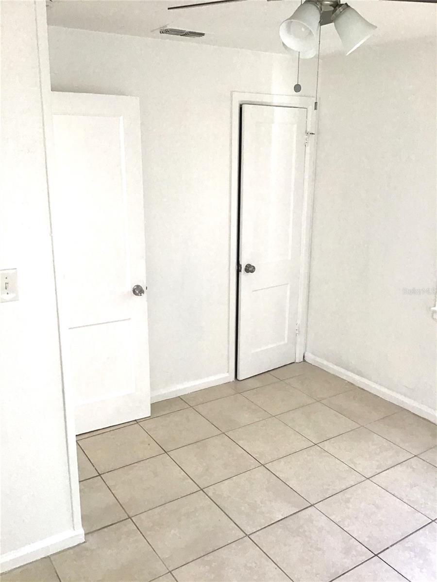 Photo 4 of Single family home for sale at 2226 27th Street S, Saint Petersburg, FL 33712 | MLS# TB8544180 | Listing updated on 2026-09-02
