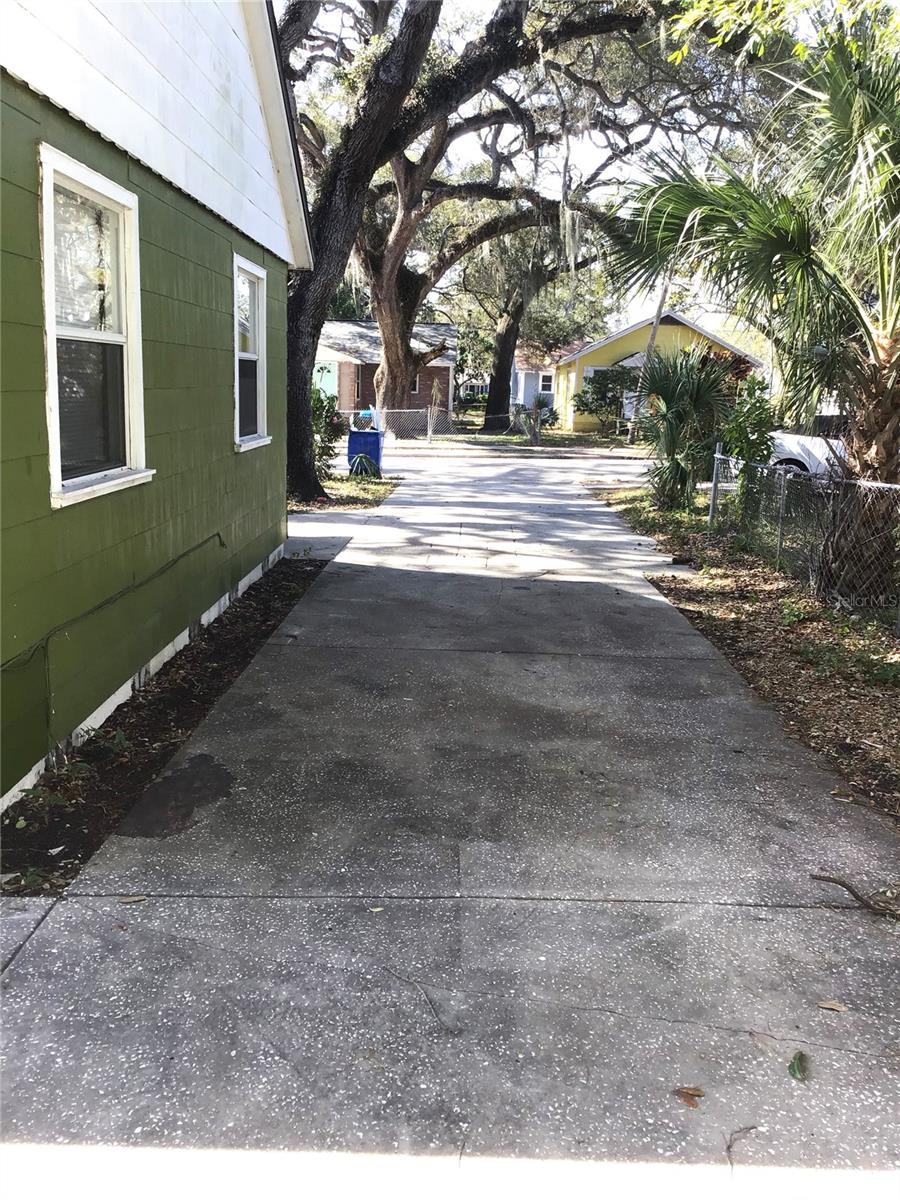 Photo 2 of Single family home for sale at 2226 27th Street S, Saint Petersburg, FL 33712 | MLS# TB8544180 | Listing updated on 2026-09-02