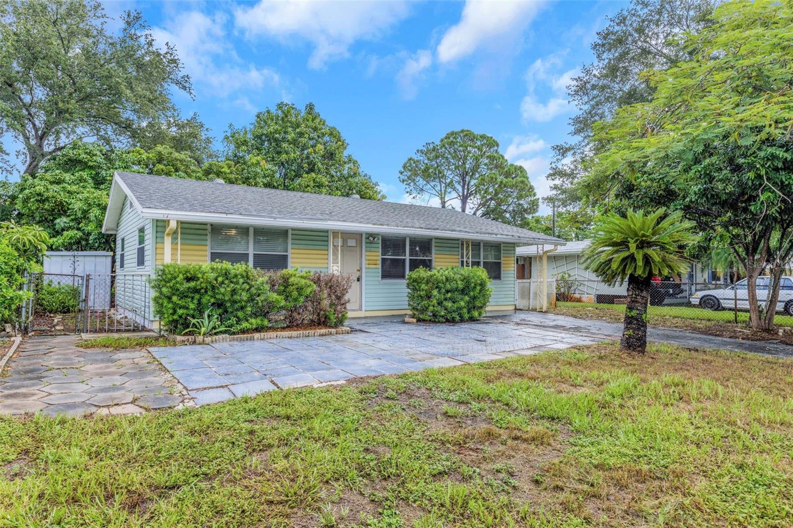 Photo 2 of Single family home for sale at 5621 11th Avenue N, Saint Petersburg, FL 33710 | MLS# TB8544219 | Listing updated on 2026-09-02