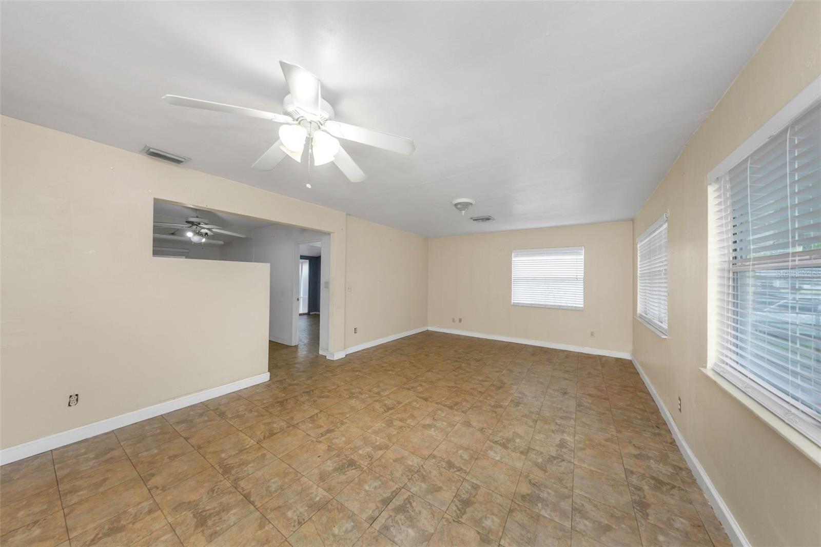 Photo 5 of Single family home for sale at 5621 11th Avenue N, Saint Petersburg, FL 33710 | MLS# TB8544219 | Listing updated on 2026-09-02