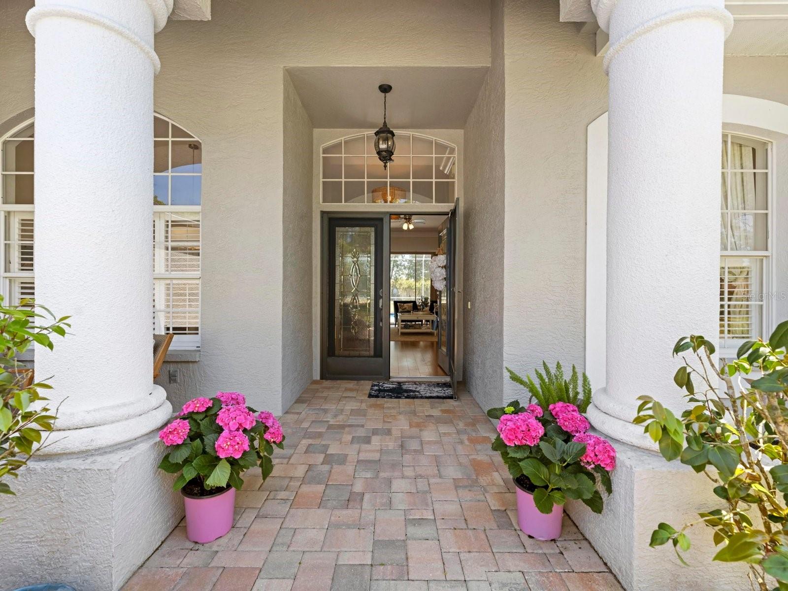 Photo 5 of Single family home for sale at 5318 Legend Hills Ln, Spring Hill, FL 34609 | MLS# W7889087 | Listing updated on 2026-09-05