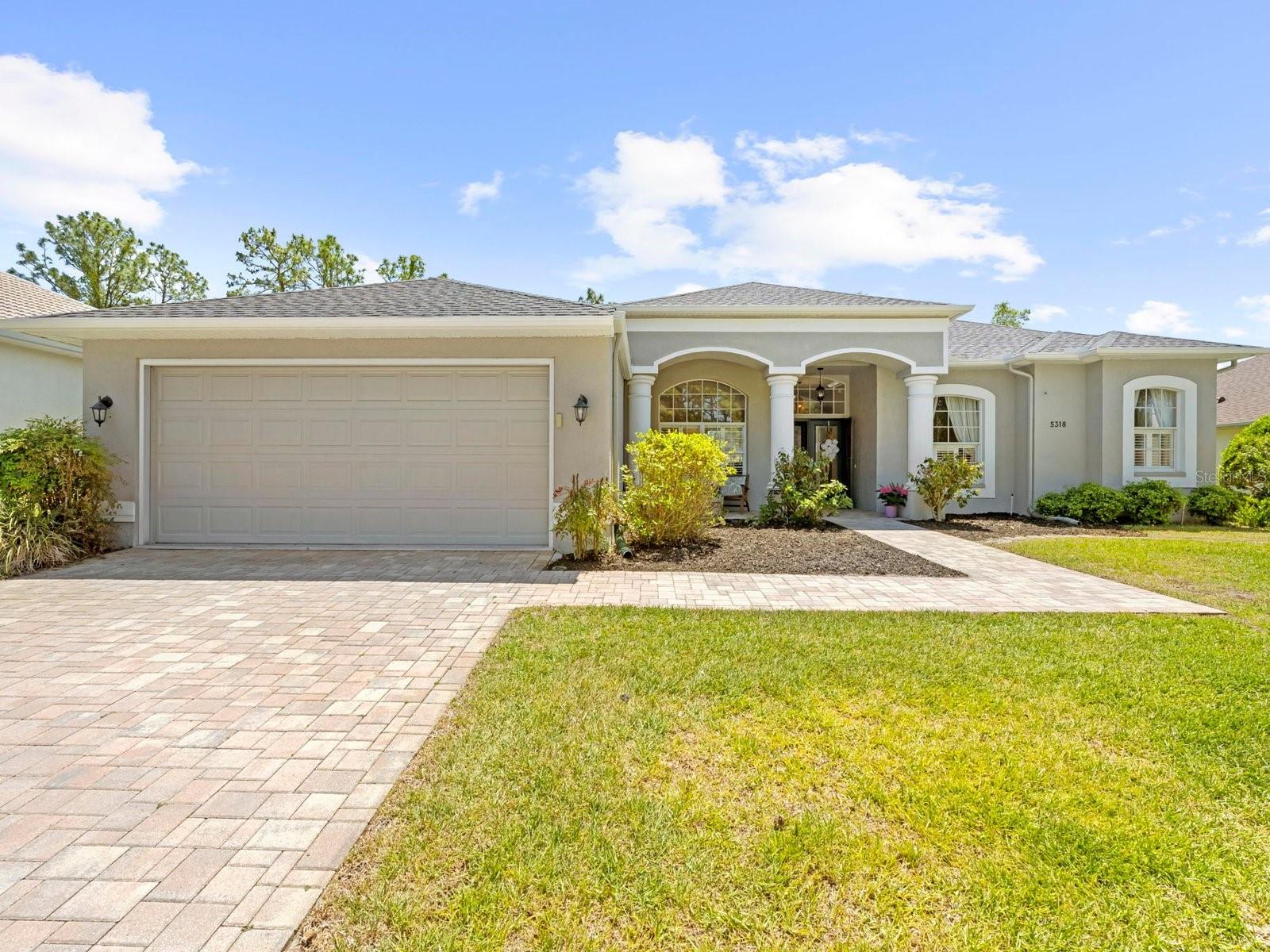 Photo 1 of Single family home for sale at 5318 Legend Hills Ln, Spring Hill, FL 34609 | MLS# W7889087 | Listing updated on 2026-09-05