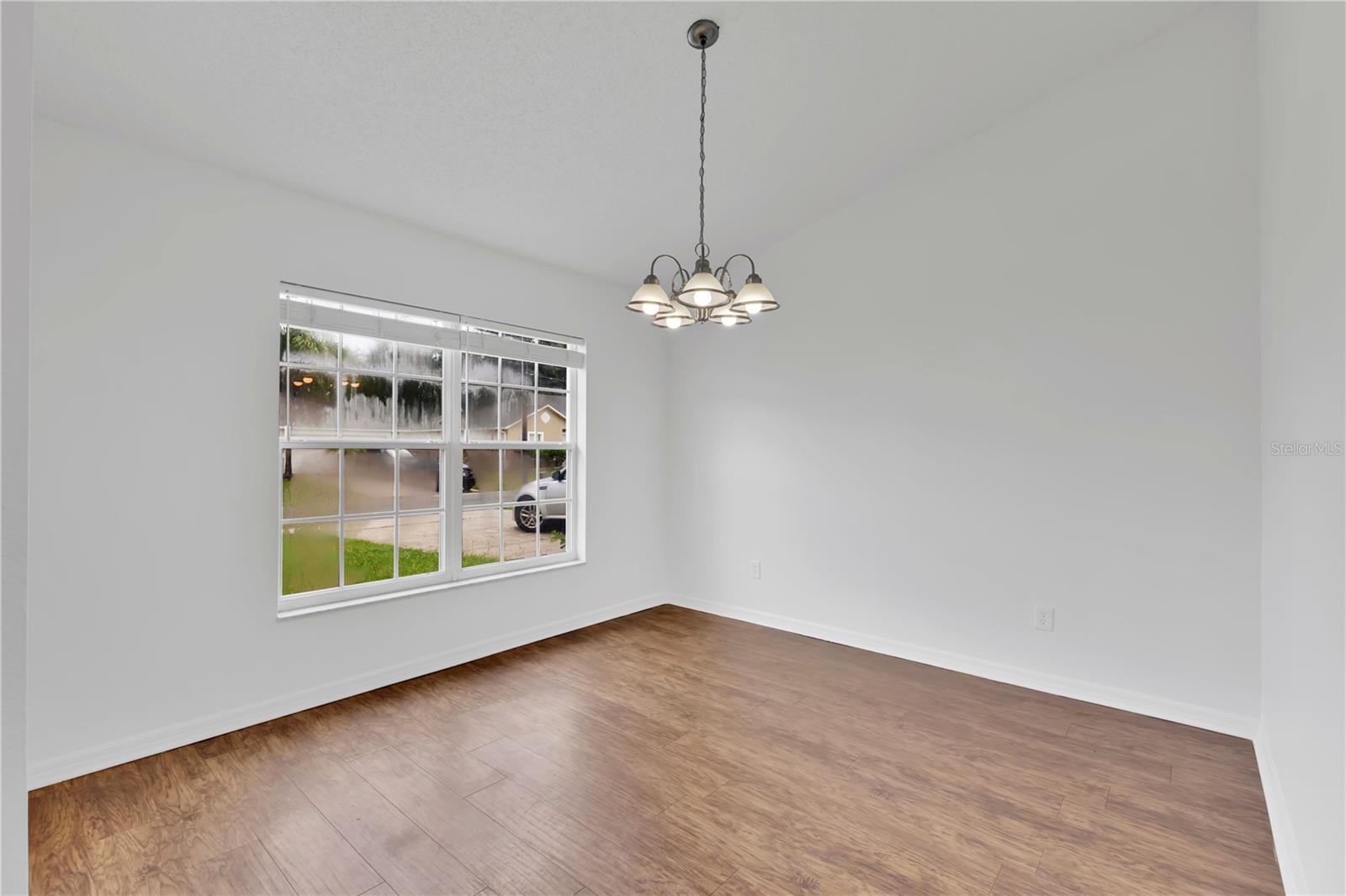 Photo 4 of Single family home for sale at 315 Colony Ct, Kissimmee, FL 34758 | MLS# O6438046 | Listing updated on 2026-09-02