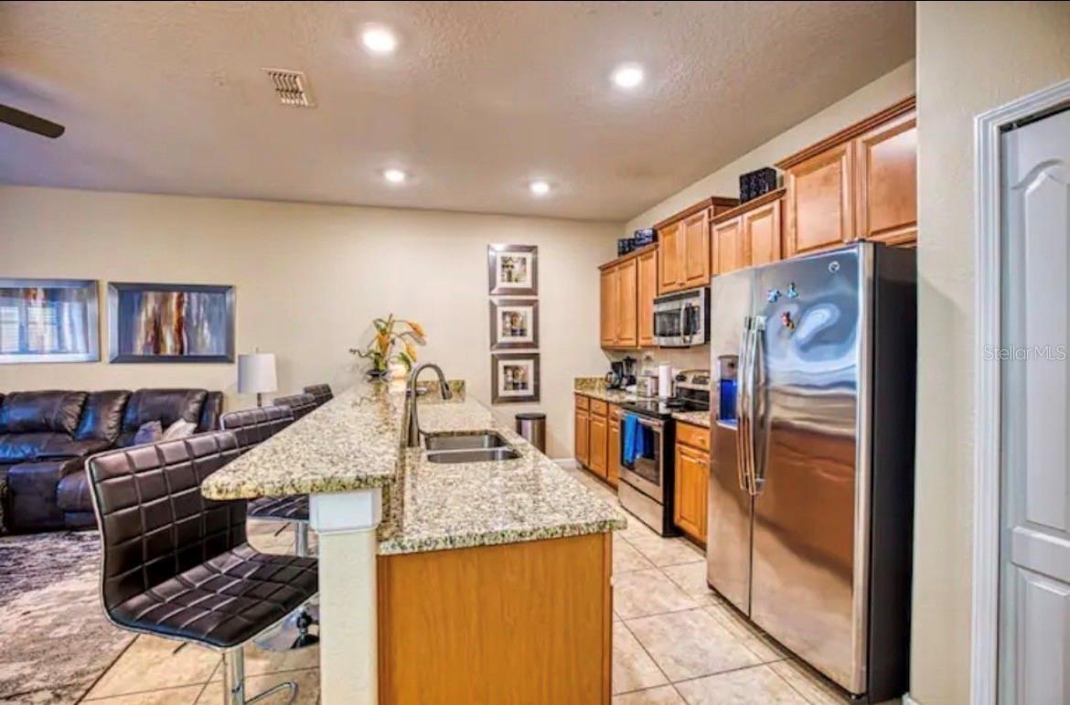 Photo 5 of Townhouse for sale at 2935 Banana Palm Dr, Kissimmee, FL 34747 | MLS# O6438109 | Listing updated on 2026-09-02