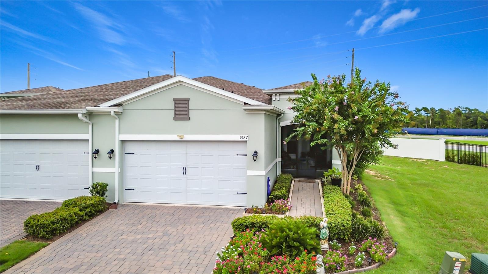 Photo 2 of Single family home for sale at 1987 Key Bay Trl, Kissimmee, FL 34747 | MLS# O6438141 | Listing updated on 2026-09-02