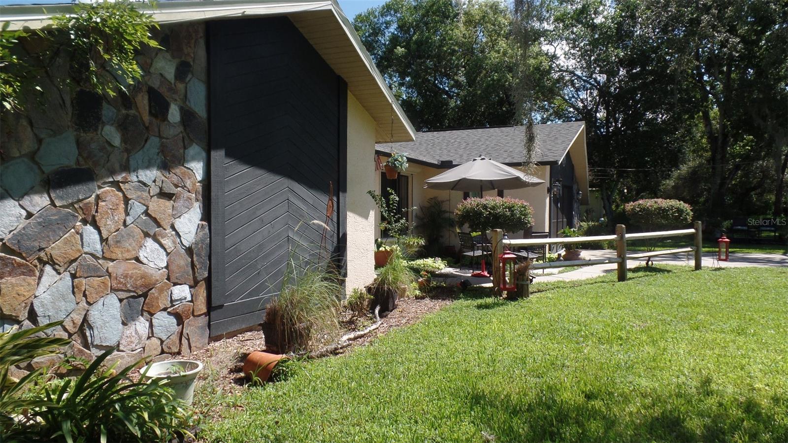 Photo 2 of Single family home for sale at 8057 Delaware Dr, Weeki Wachee, FL 34607 | MLS# W7889094 | Listing updated on 2026-09-02