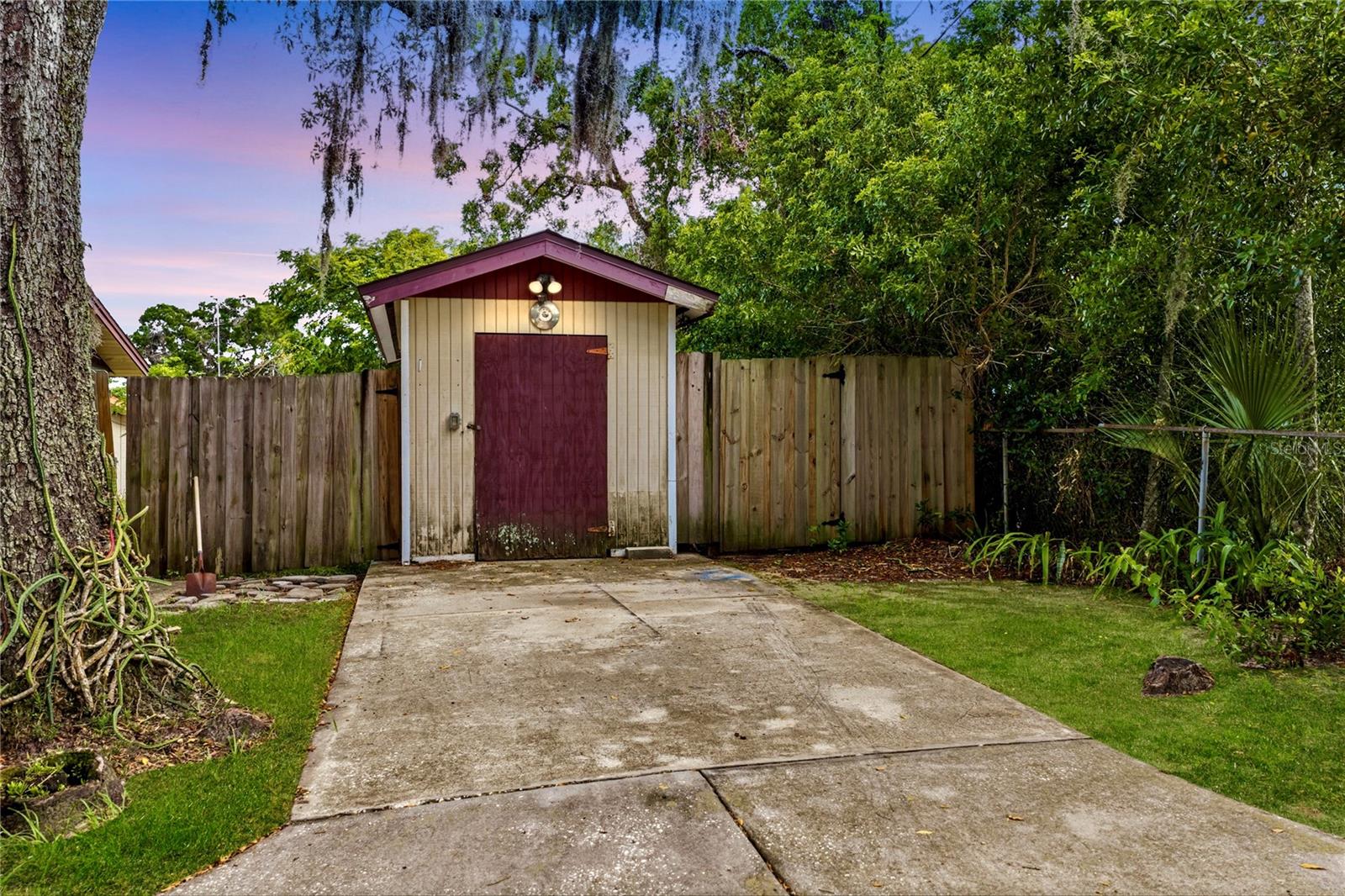 Photo 4 of Single family home for sale at 6850 Indiana Ave, New Port Richey, FL 34653 | MLS# TB8544417 | Listing updated on 2026-09-02