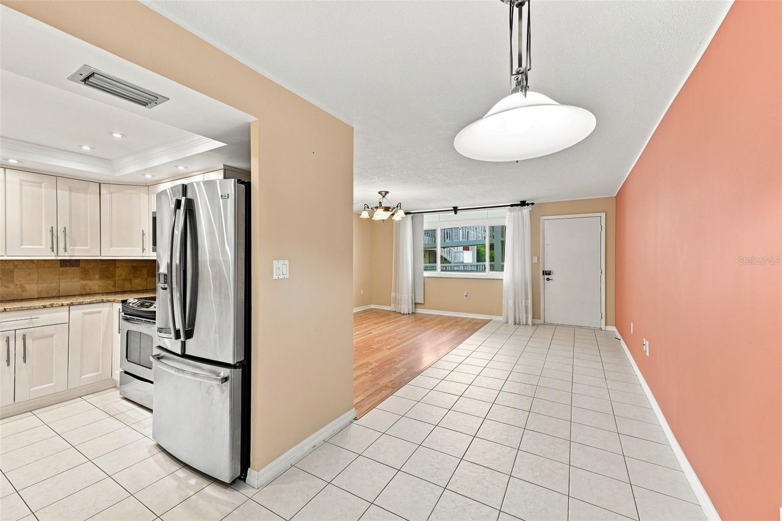 4th image of 2650 Pearce Dr #309, Clearwater, FL 33764 | MLS# TB8544445