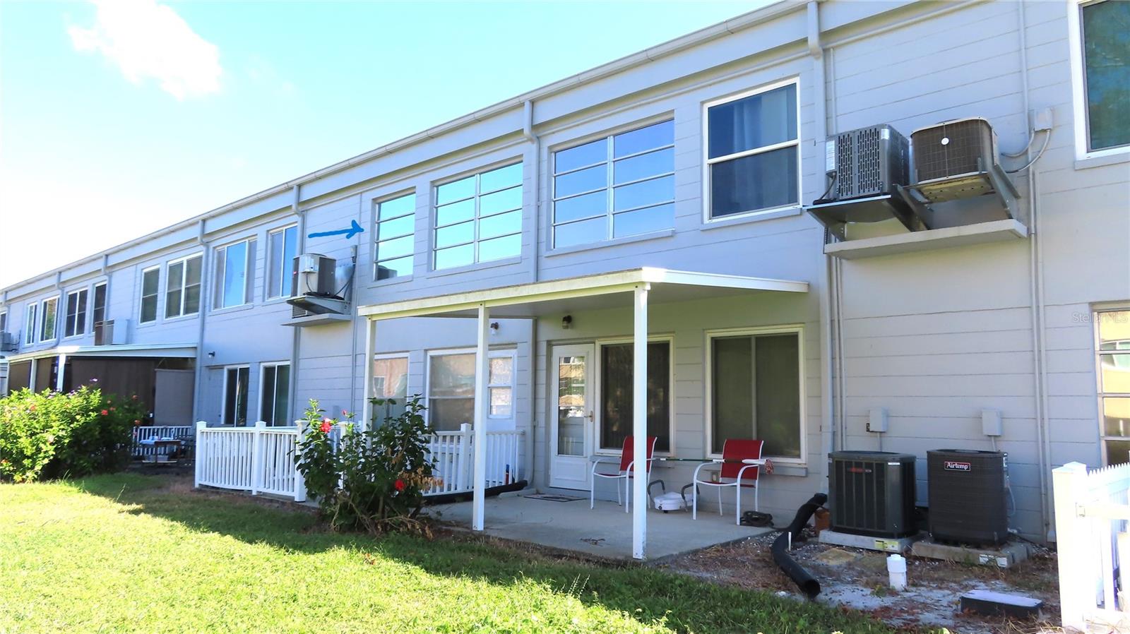2nd image of 2100 World Pkwy Blvd, CLEARWATER, FL 33763