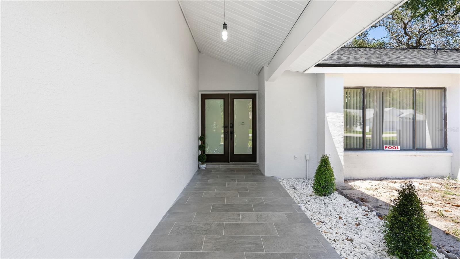 Photo 3 of Single family home for sale at 3017 Bayshore Dr, Spring Hill, FL 34608 | MLS# TB8544650 | Listing updated on 2026-09-04