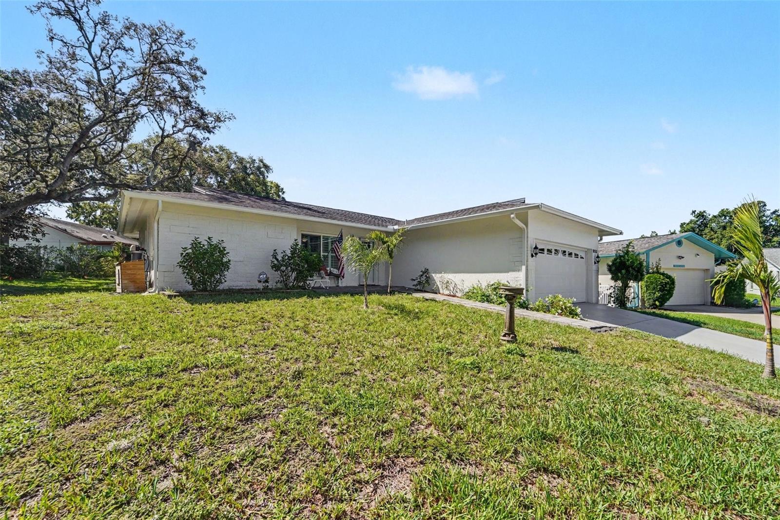 Photo 3 of Single family home for sale at 8521 Cedarview Ct, Port Richey, FL 34668 | MLS# TB8544689 | Listing updated on 2026-09-02