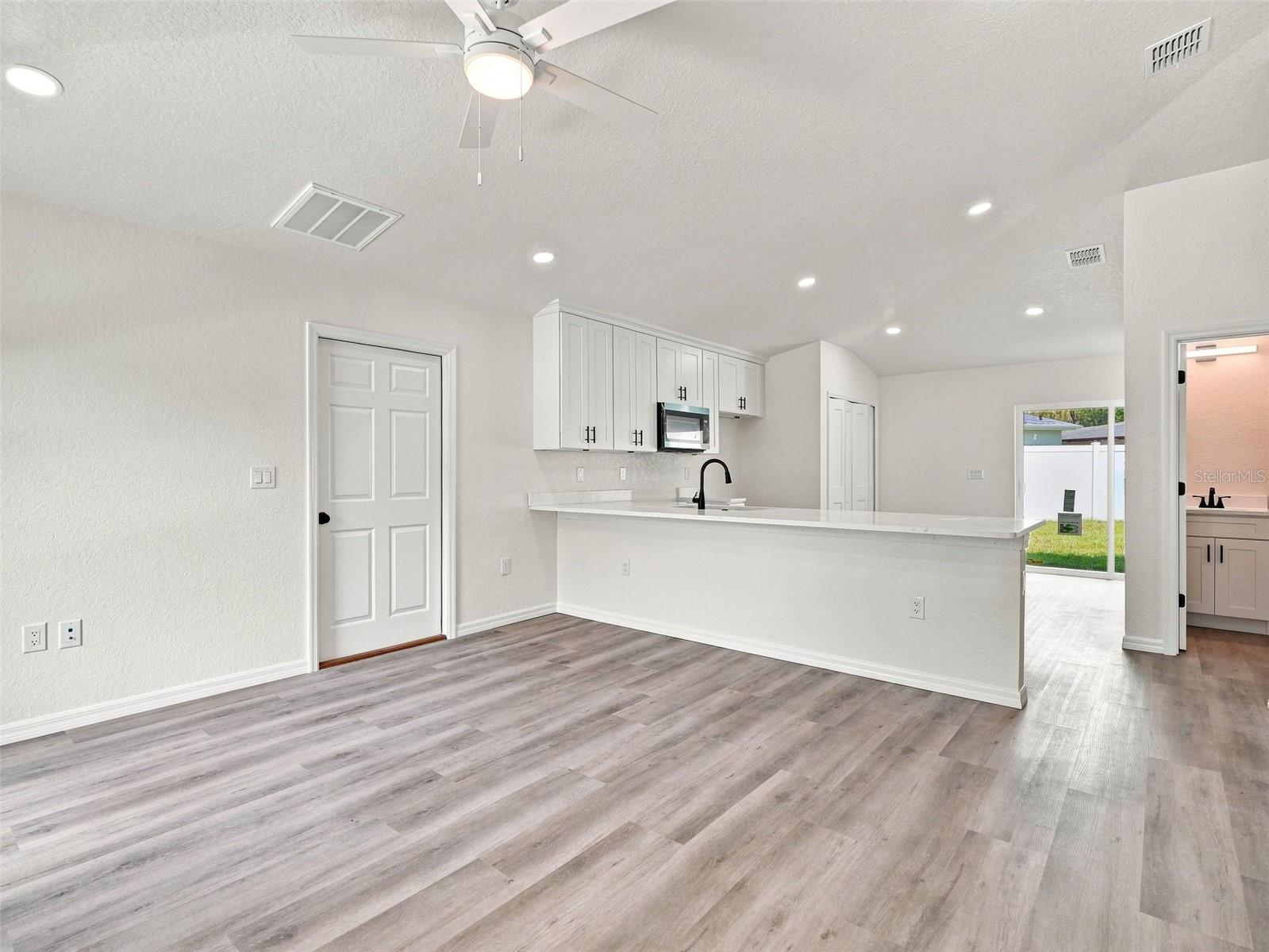 Photo 5 of Single family home for sale at 7358 Centerwood Ave, Spring Hill, FL 34606 | MLS# W7889121 | Listing updated on 2026-09-02