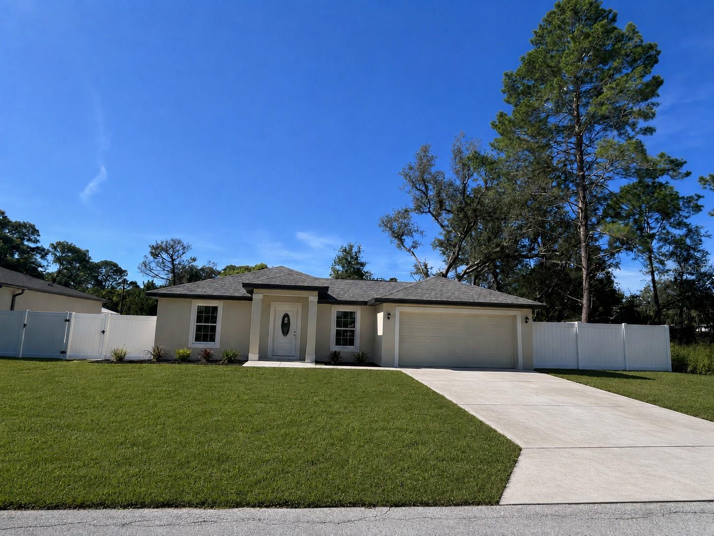 Photo 2 of Single family home for sale at 7358 Centerwood Ave, Spring Hill, FL 34606 | MLS# W7889121 | Listing updated on 2026-09-02