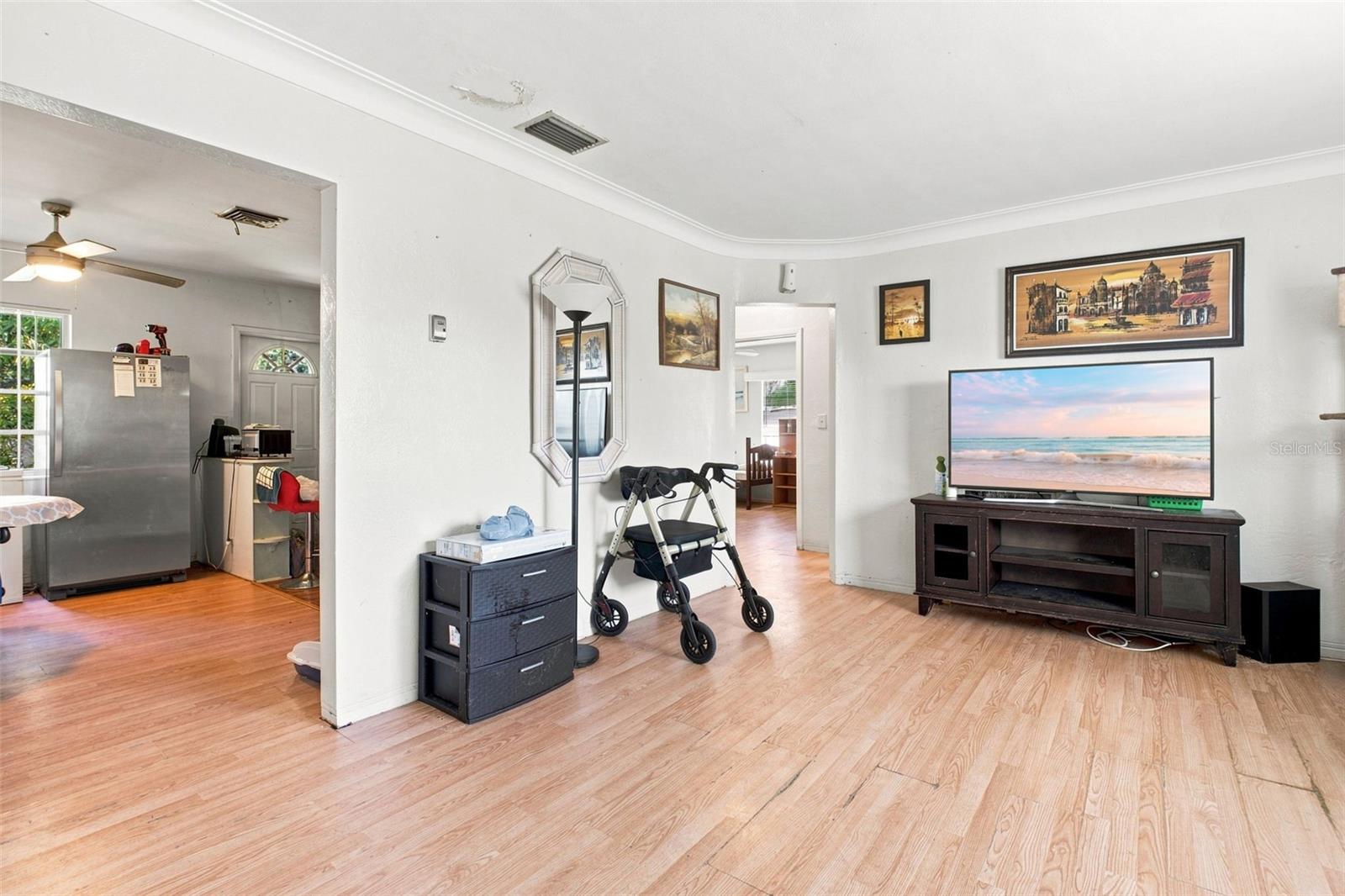 Photo 5 of Single family home for sale at 3563 23rd Avenue N, Saint Petersburg, FL 33713 | MLS# TB8544782 | Listing updated on 2026-09-02