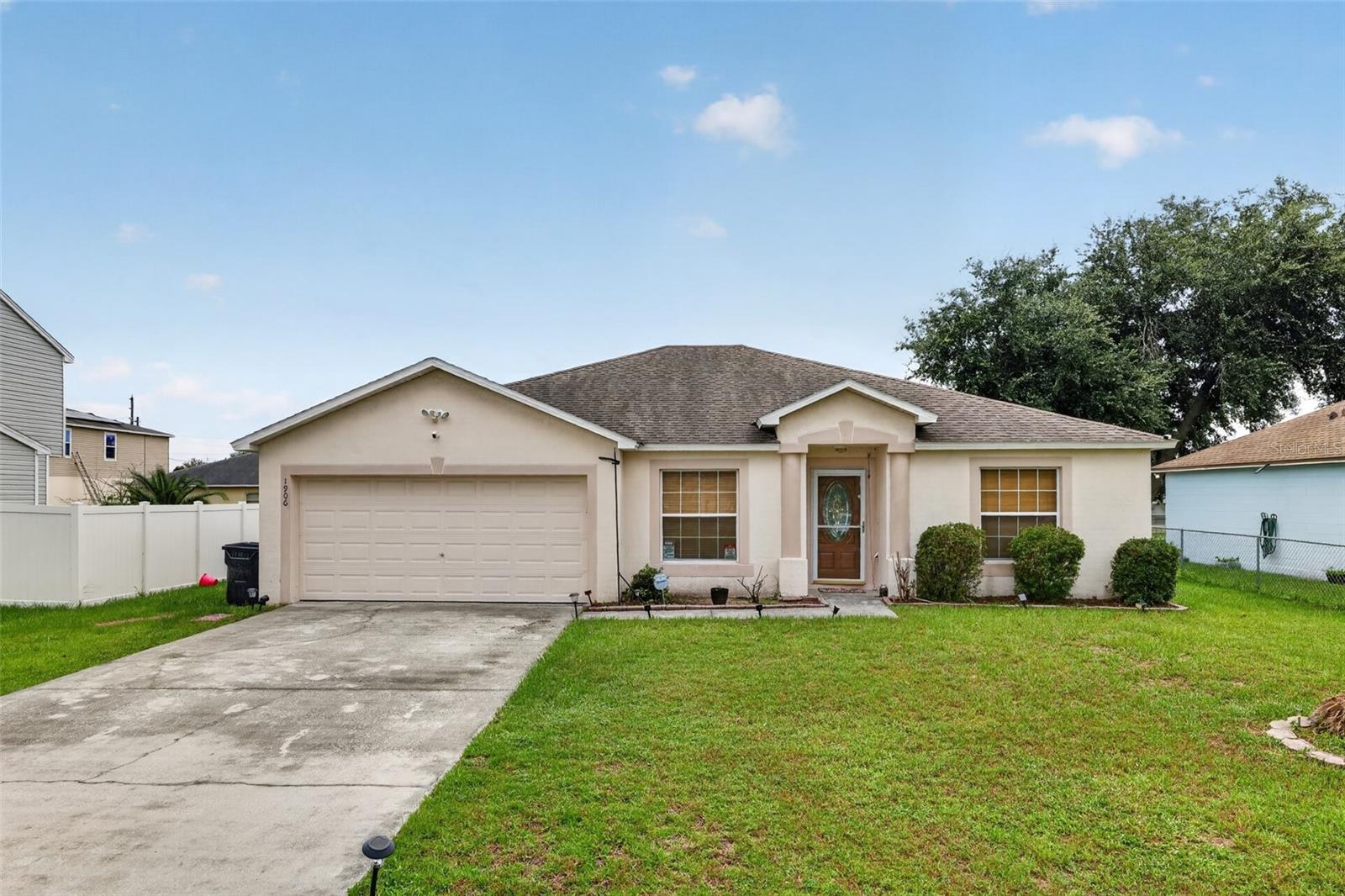 Photo 1 of Single family home for sale at 1906 Manatee Ln, Kissimmee, FL 34759 | MLS# P4939762 | Listing updated on 2026-09-02