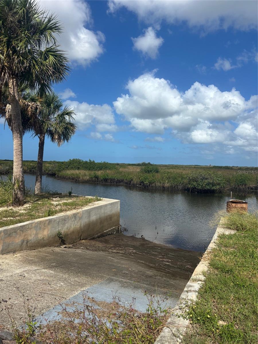 Photo 5 of Land for sale at 3217 Shine Ln, Spring Hill, FL 34607 | MLS# W7889140 | Listing updated on 2026-09-03