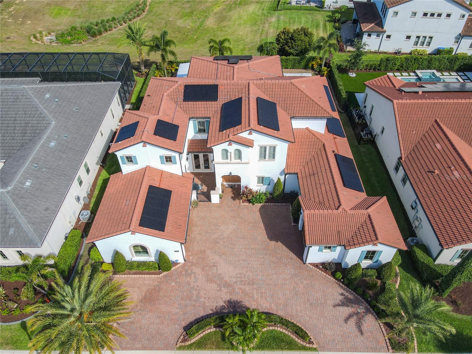 Photo 3 of Single family home for sale at 15680 Panther Lake Dr, Winter Garden, FL 34787 | MLS# O6438584 | Listing updated on 2026-09-02