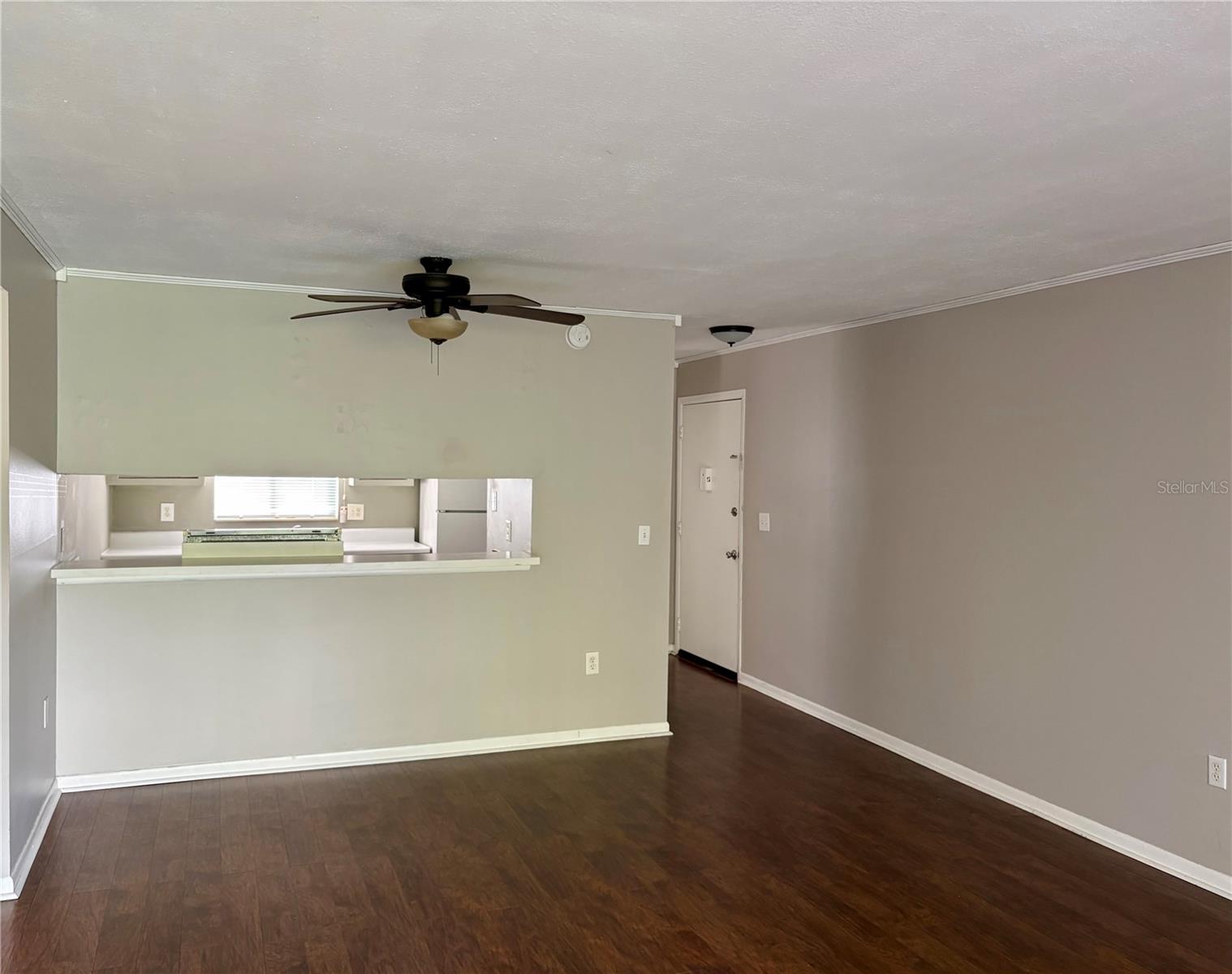 Listing Photo 4 - Condo for sale in building located at 621 99Th Ave N, St. Petersburg, FL 33702 - Unit #104