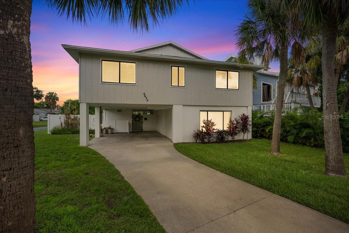 Photo 2 of Single family home for sale at 4675 Chancellor Cir Ne, Saint Petersburg, FL 33703 | MLS# TB8544942 | Listing updated on 2026-09-05